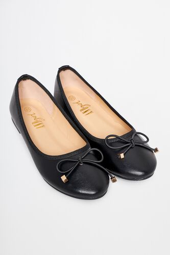 3 - Black Shoe, image 3