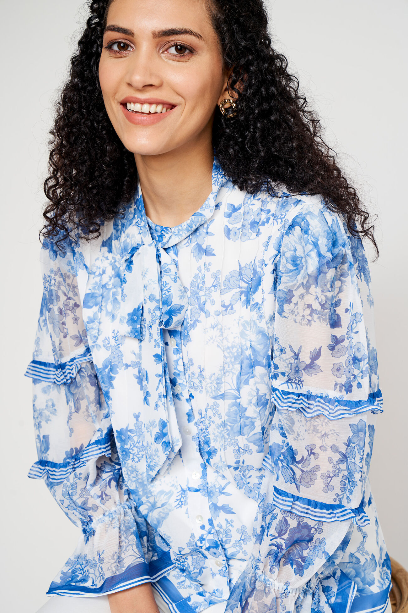 Blue and White Floral Casual Top, Blue, image 5