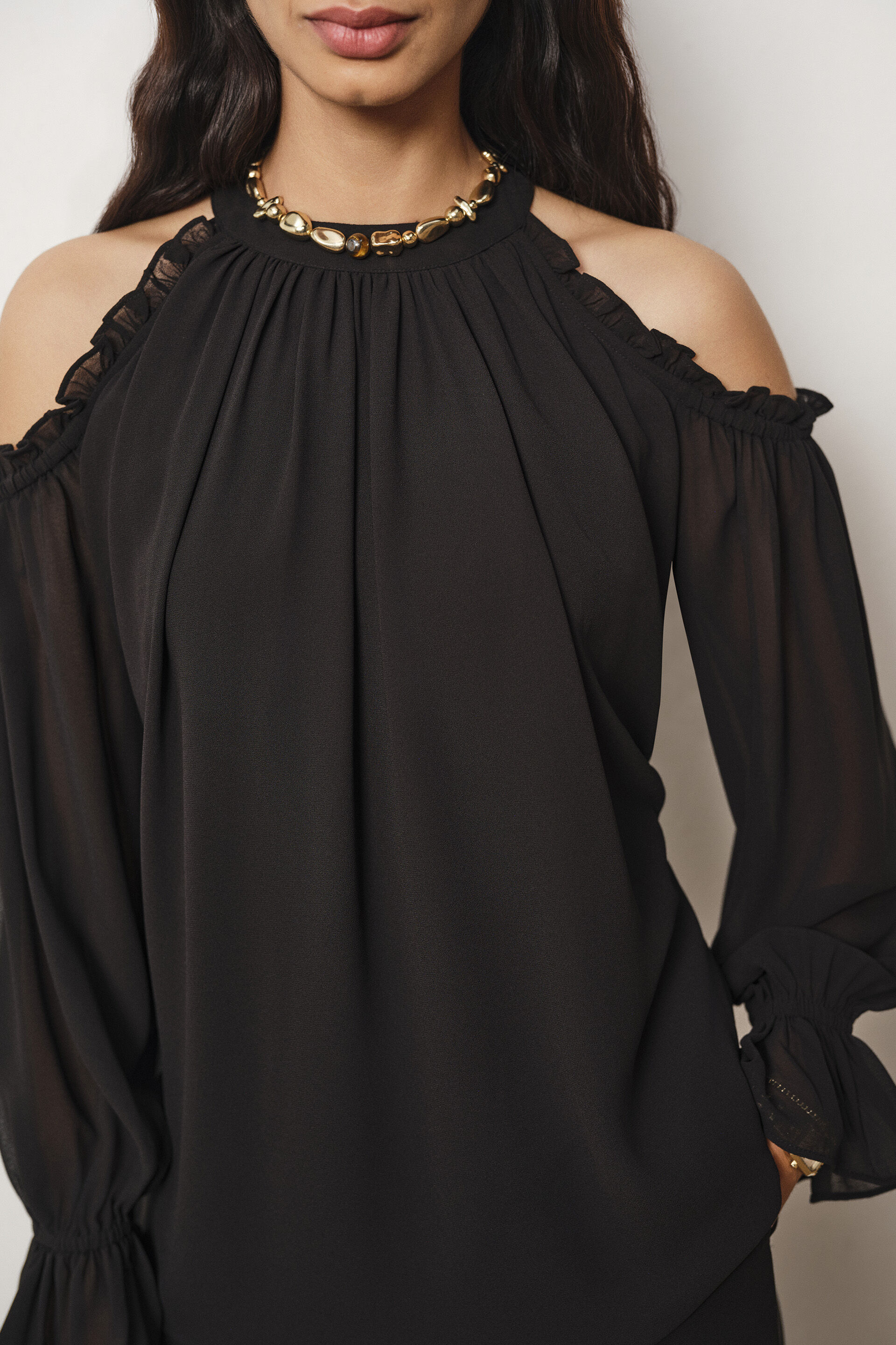 Cold Shoulder Peasant Sleeves Top in Black, Black, image 2