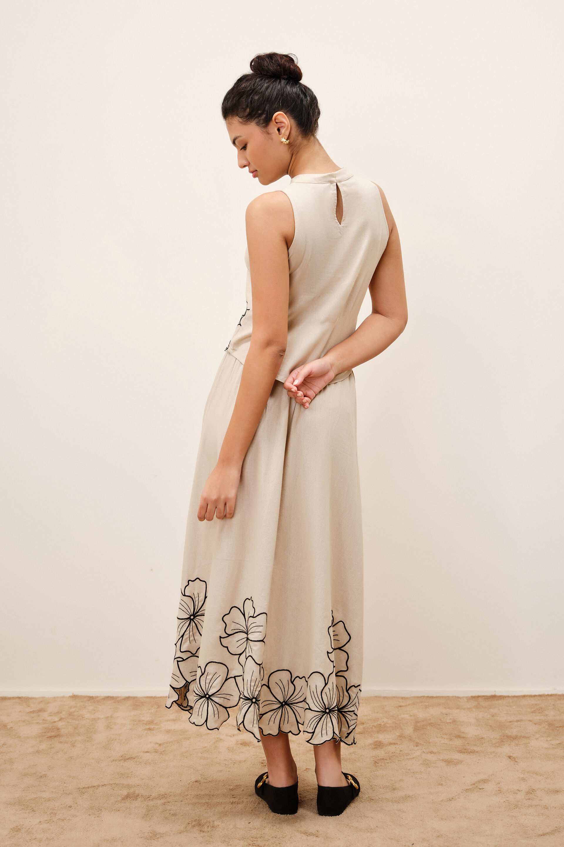 Natural Flora Embroidered Skirt Set, Beige, image 6