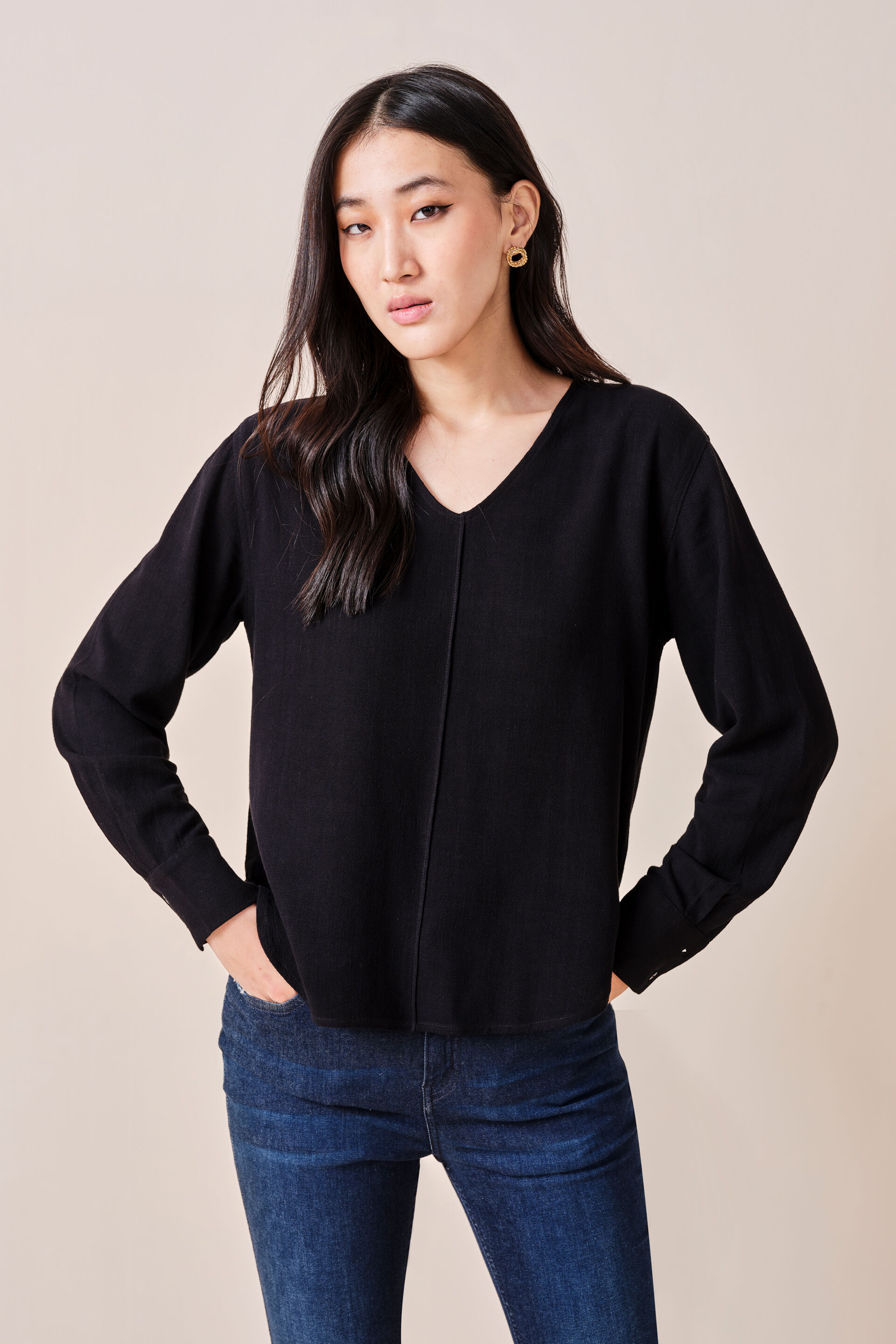 Reyna Rayon-blend Top, Black, image 1