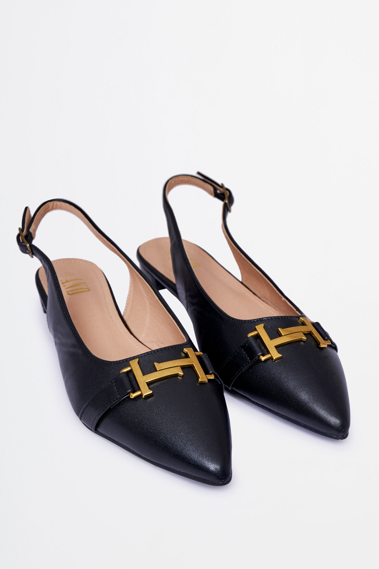 Black Shoe, Black, image 2