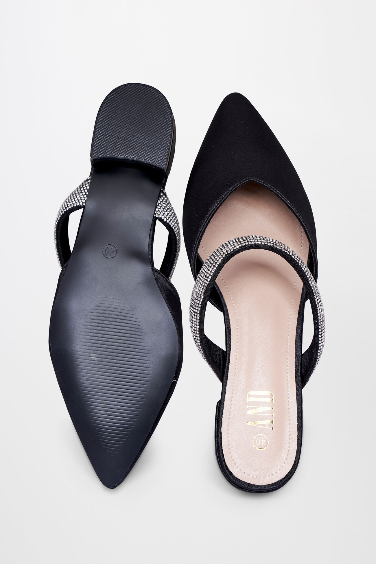 Black Shoe, Black, image 2