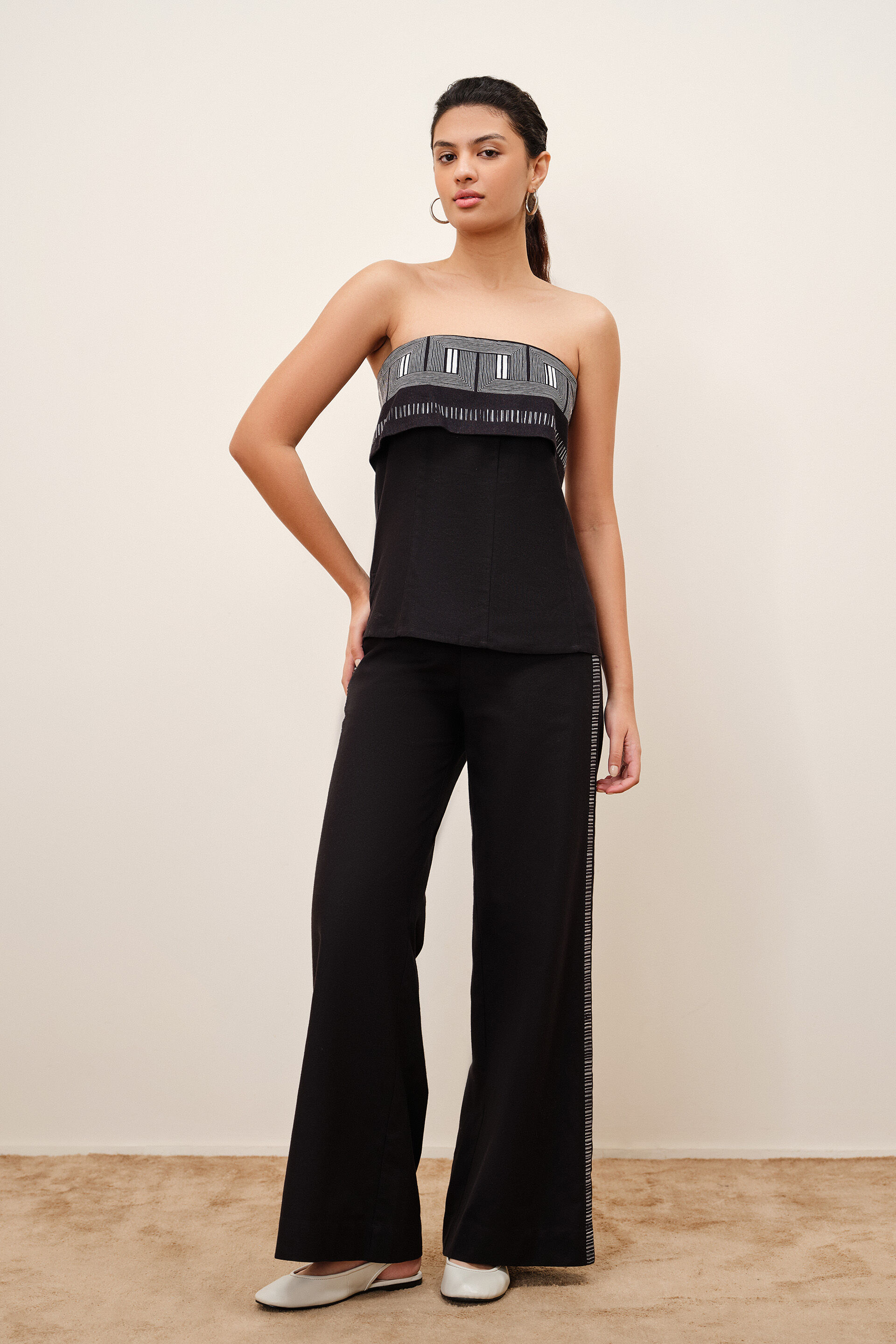 Ariana Black Co-ord Set, Black, image 2