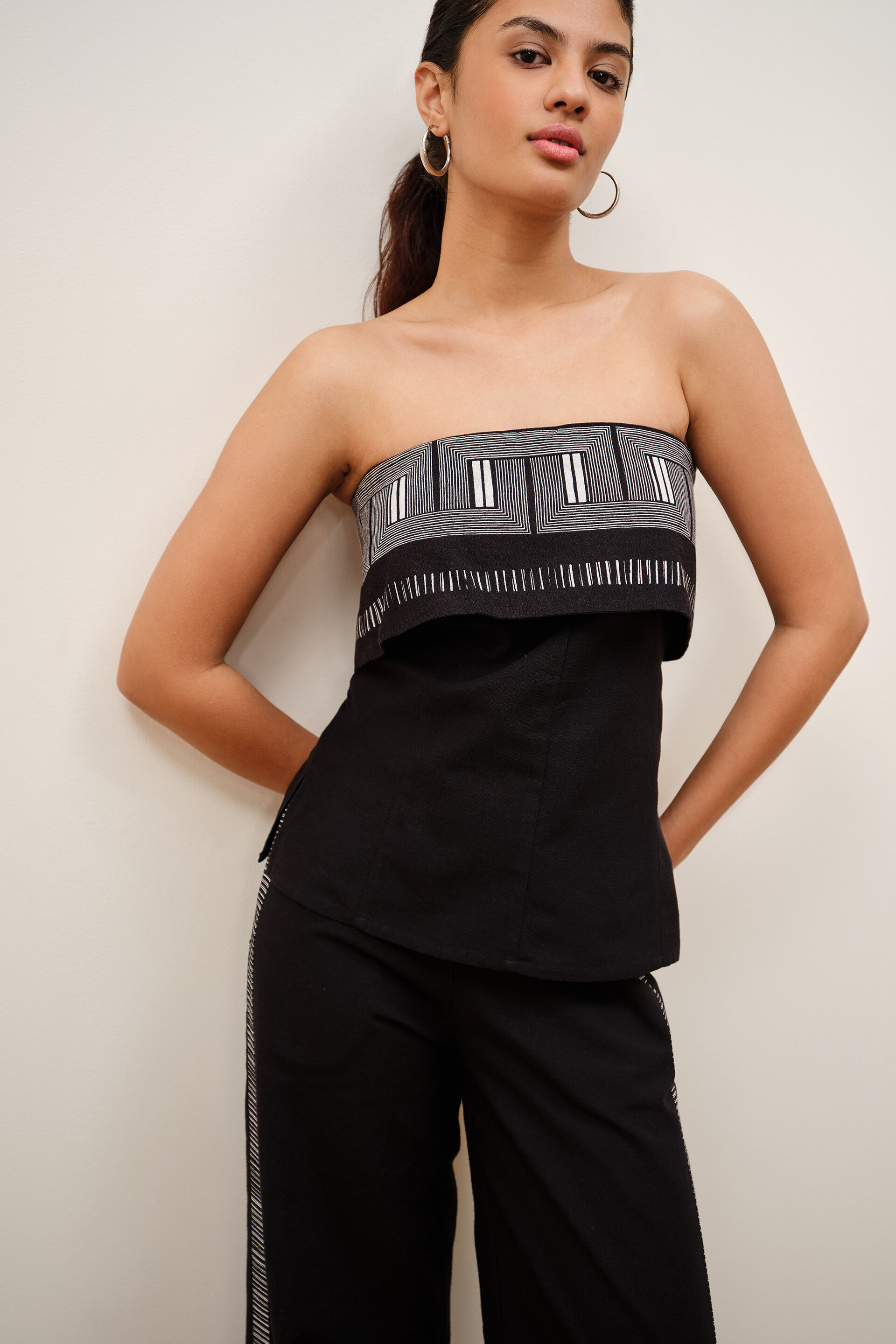 Ariana Black Co-ord Set, Black, image 4