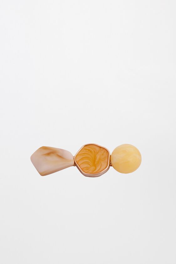 1 - Yellow Hairpin, image 1