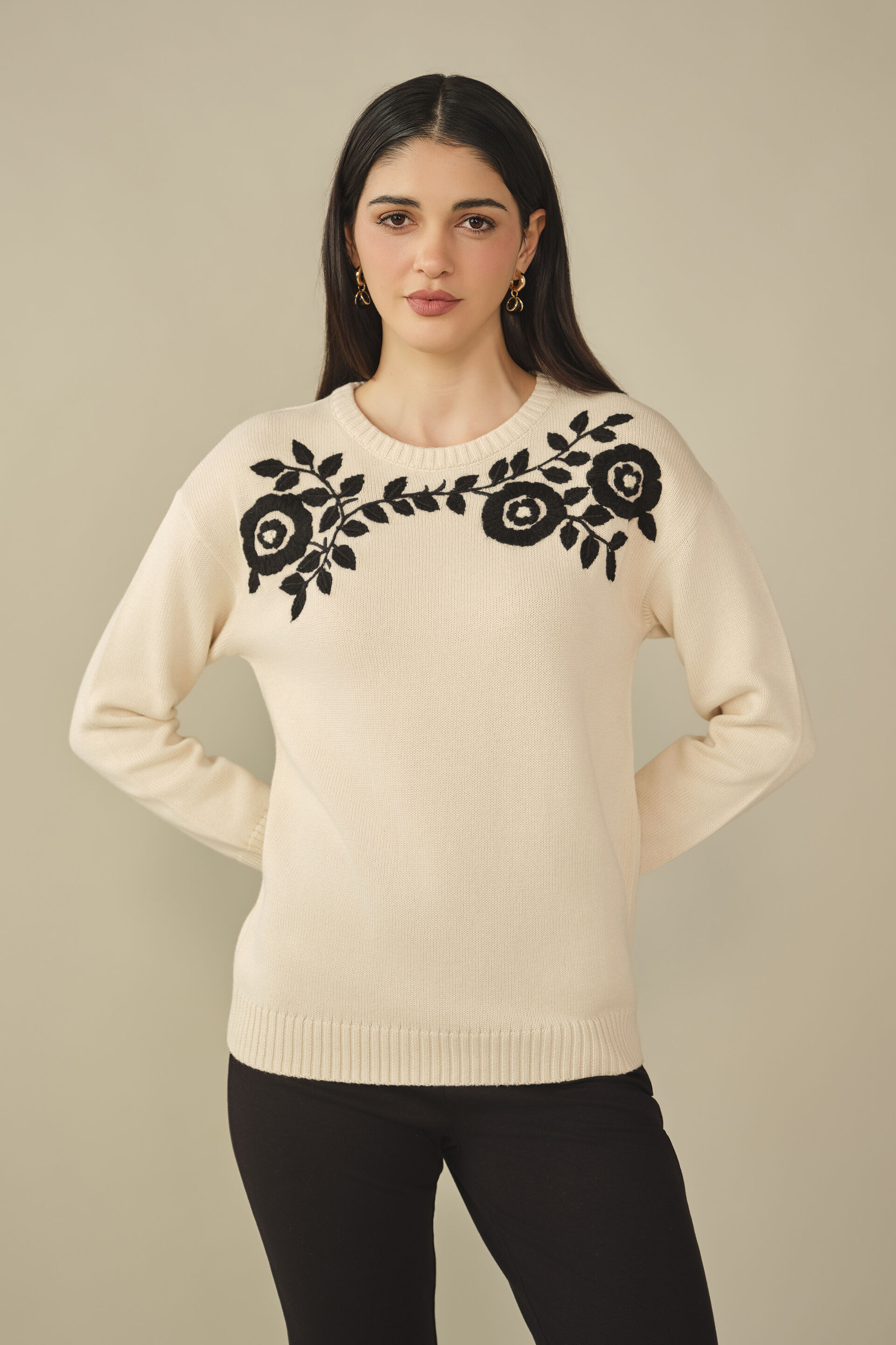 Floral Embroidered Sweater in Beige