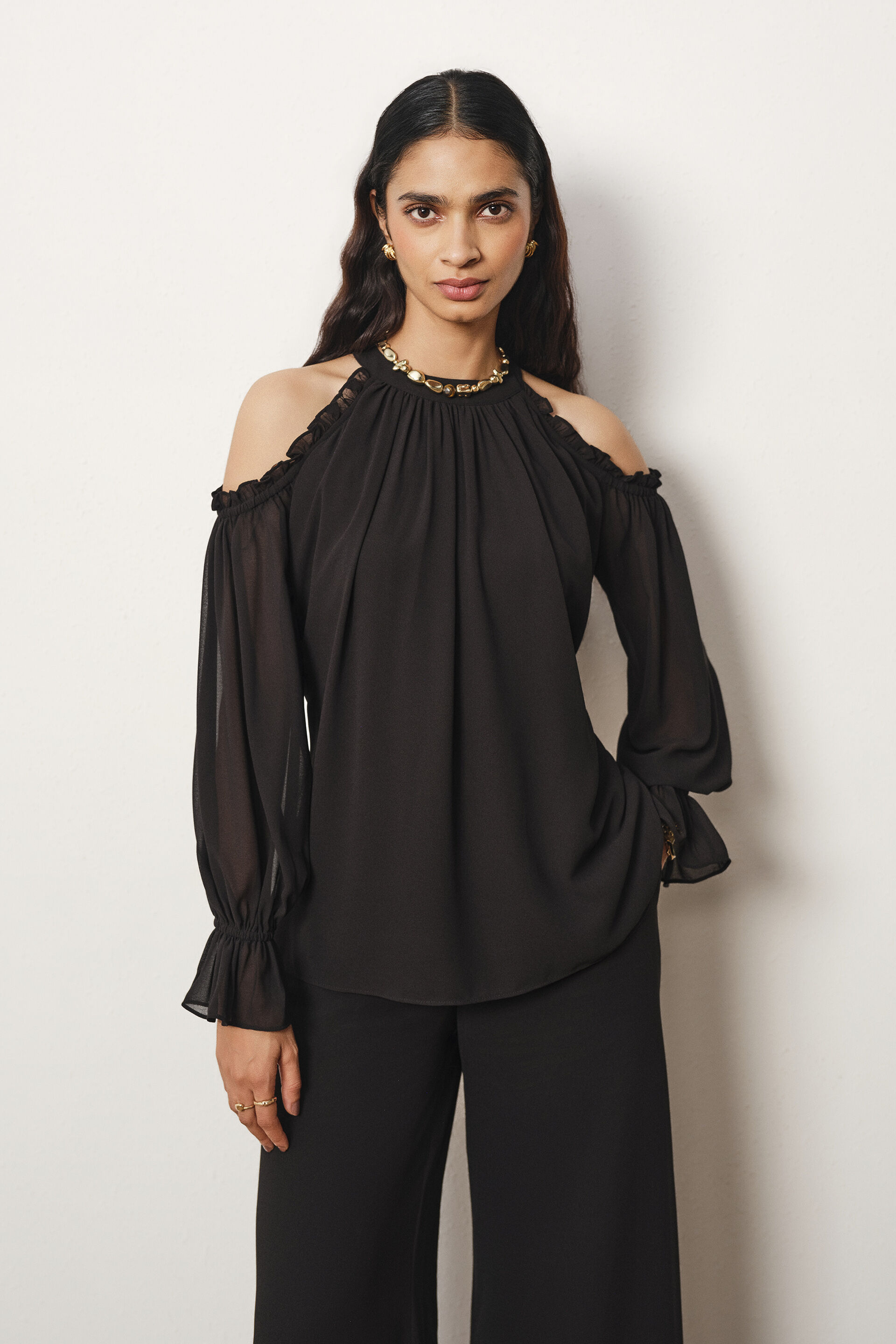 Cold Shoulder Peasant Sleeves Top in Black, Black, image 1