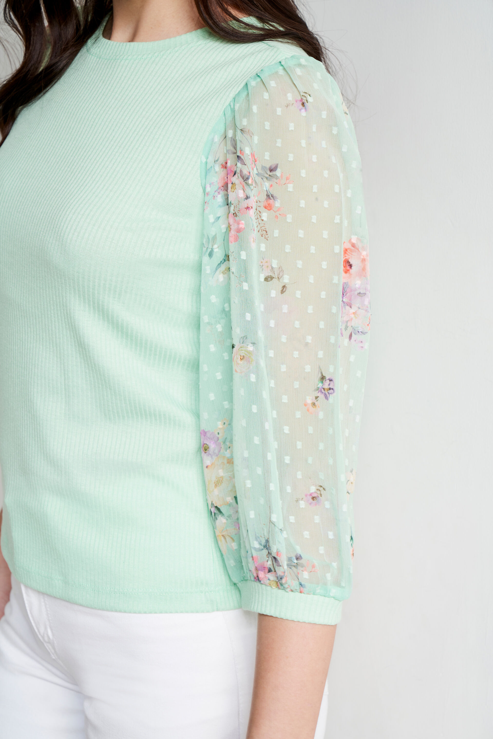Mint green shop floral top