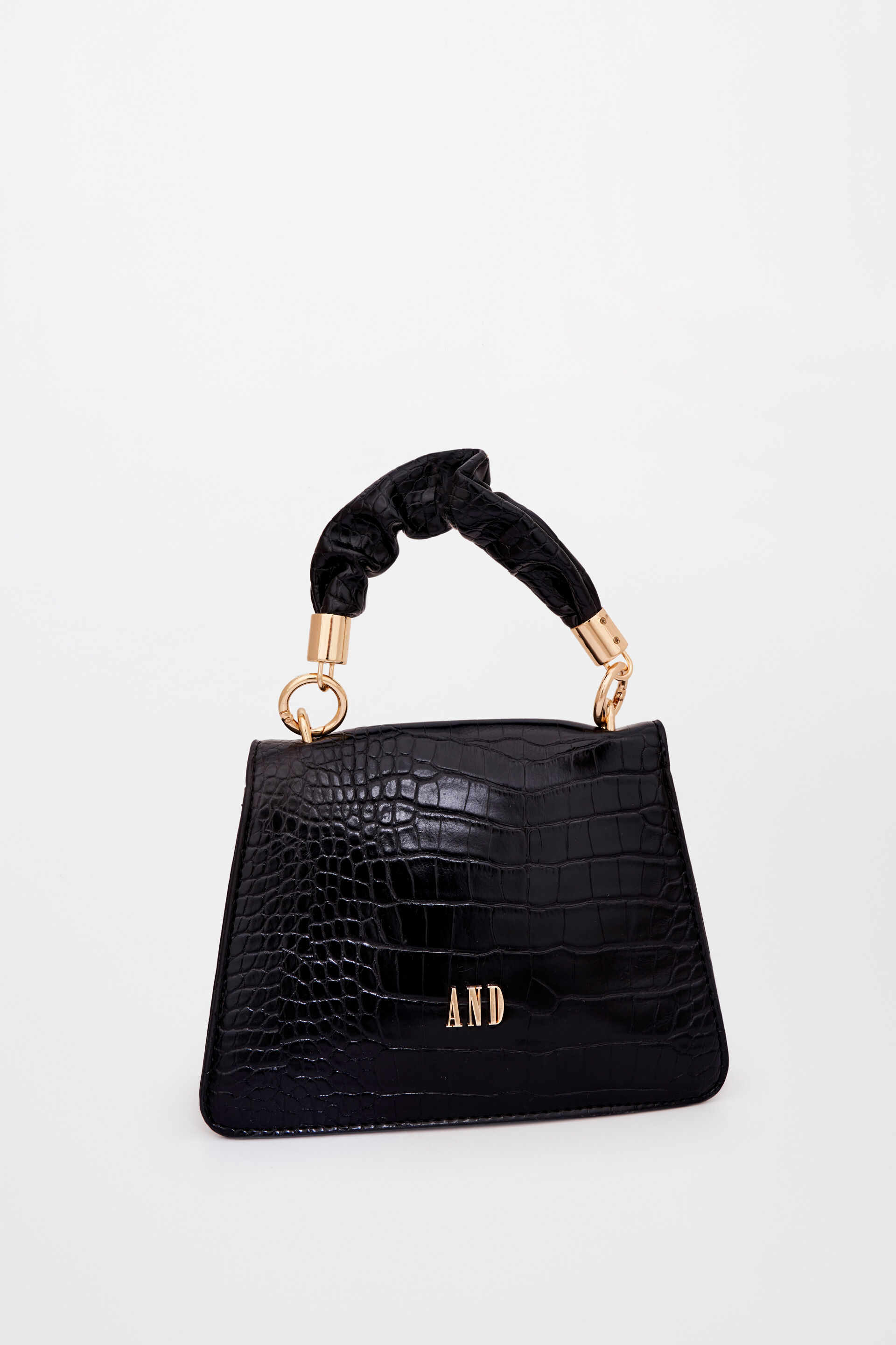 Black sling bag online india hotsell
