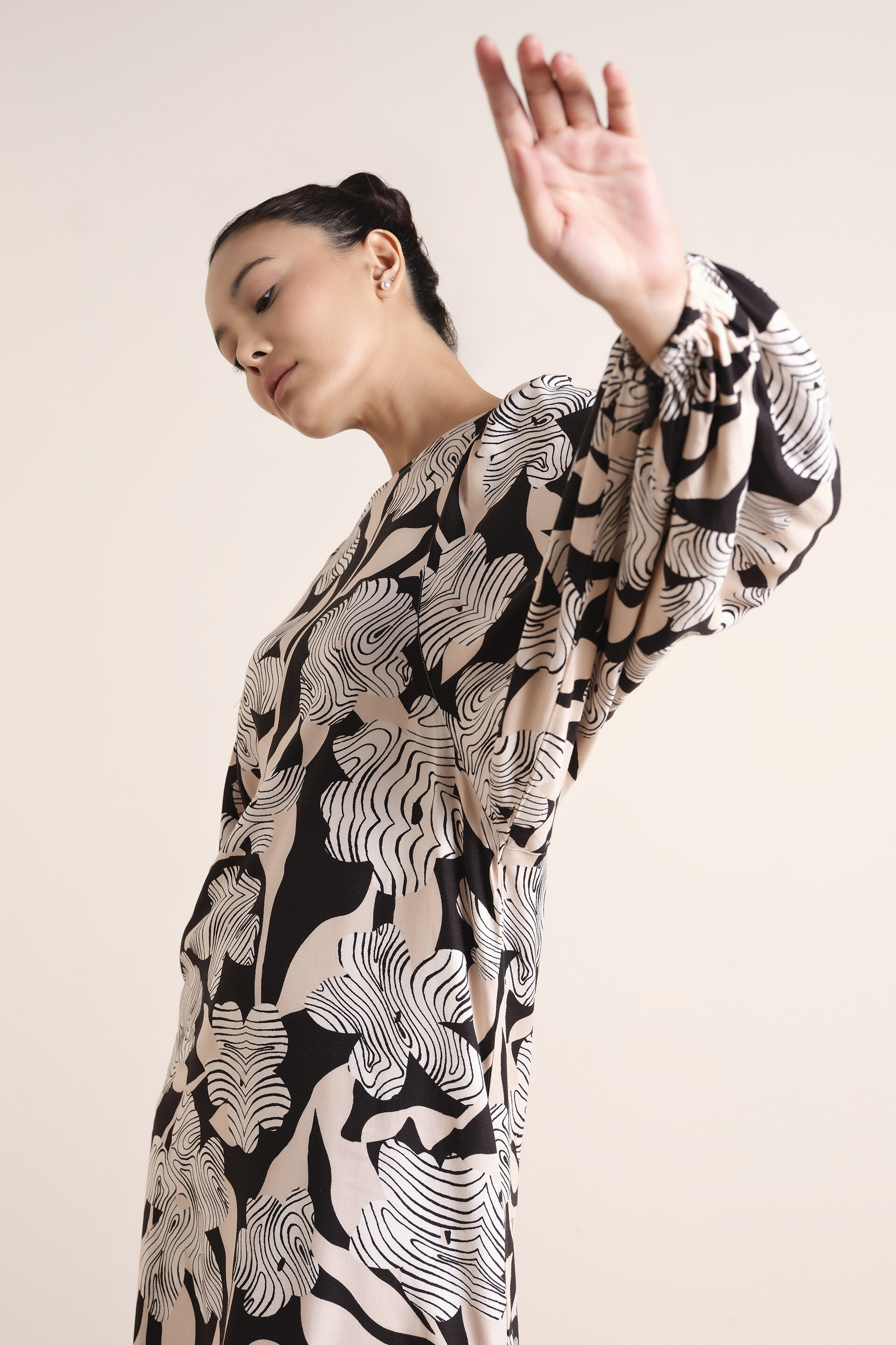 Florine Abstract Print Dress, Black, image 5