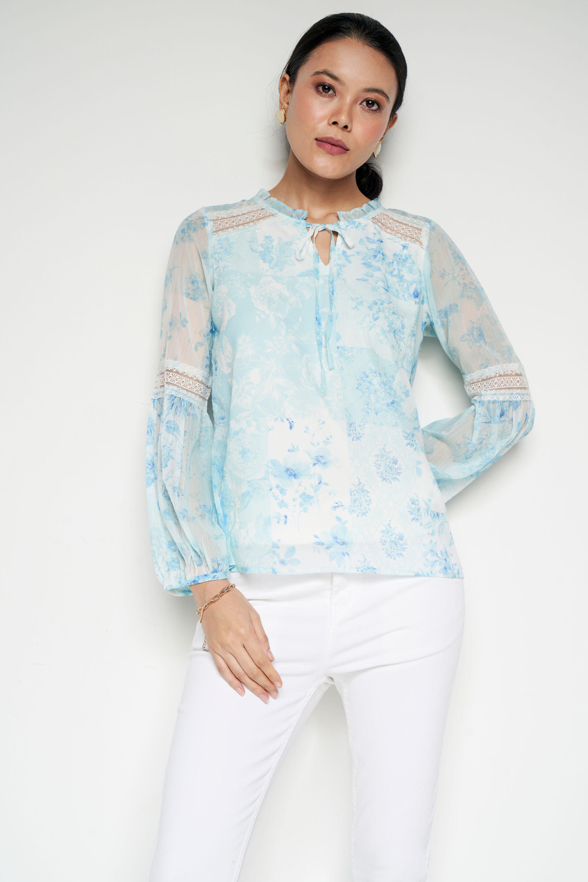 Heavenward Floral Top, Blue, image 3