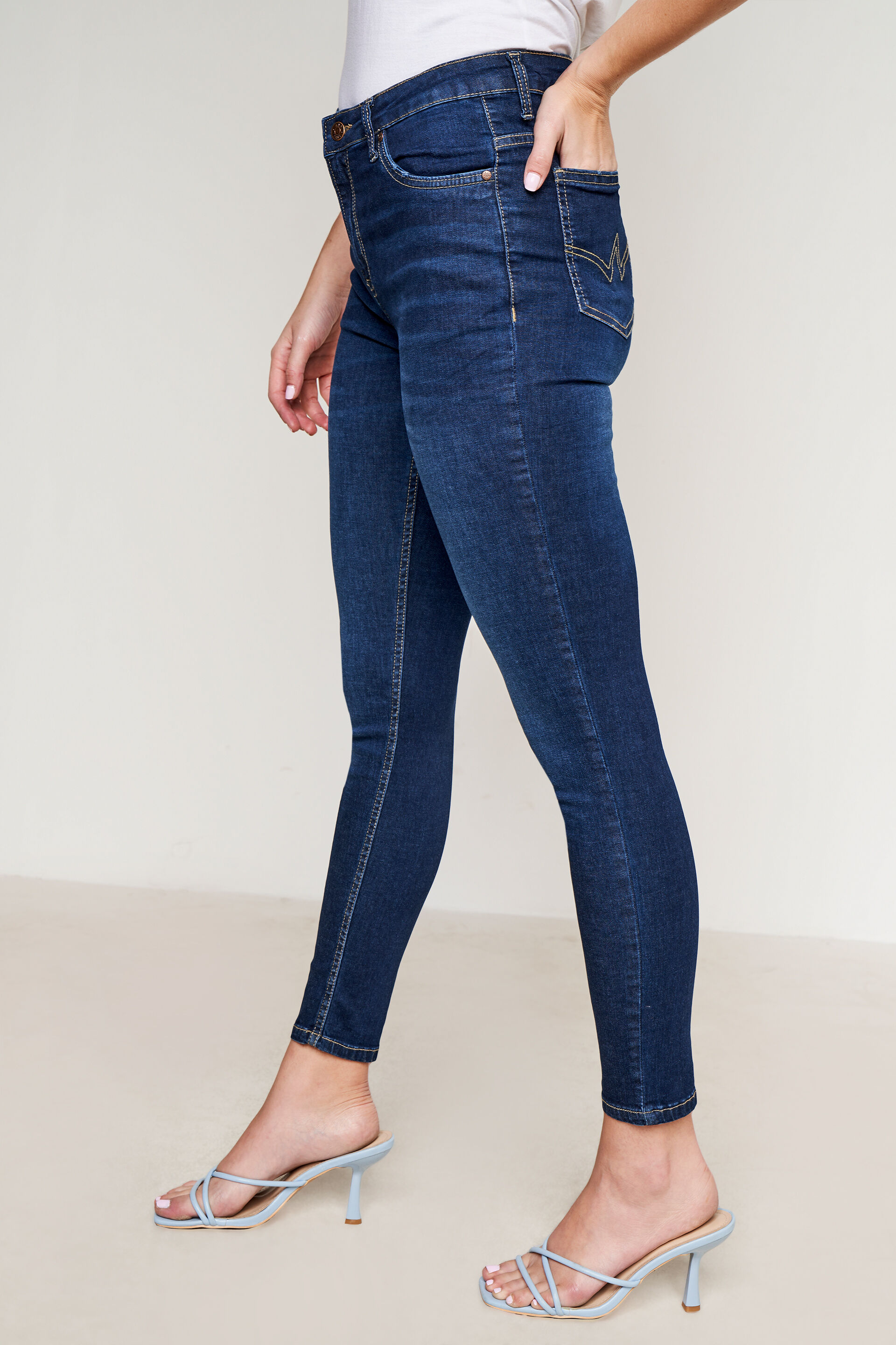 Medium Blue Solid Straight Bottom, Blue, image 2