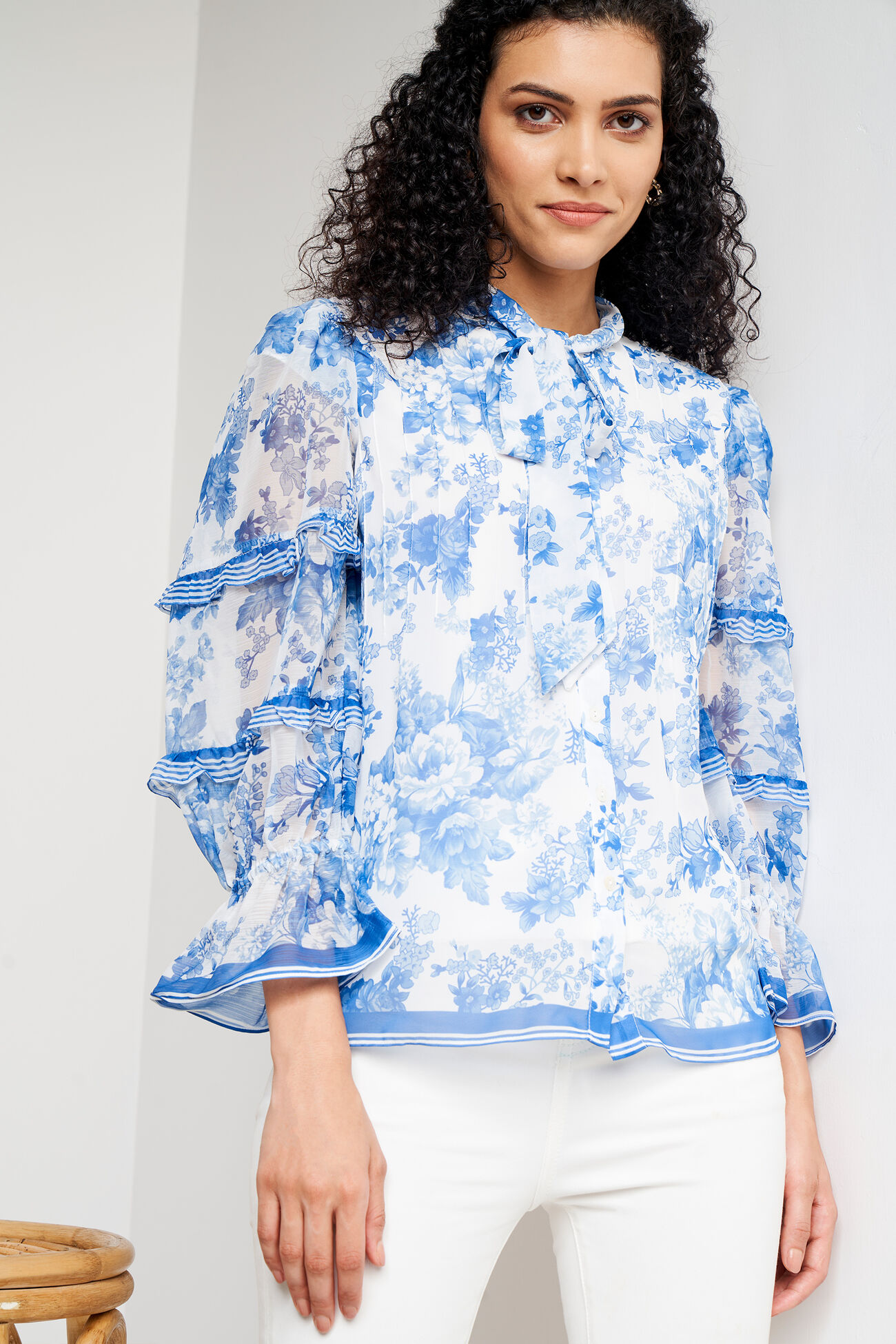 Blue and White Floral Casual Top, Blue, image 3