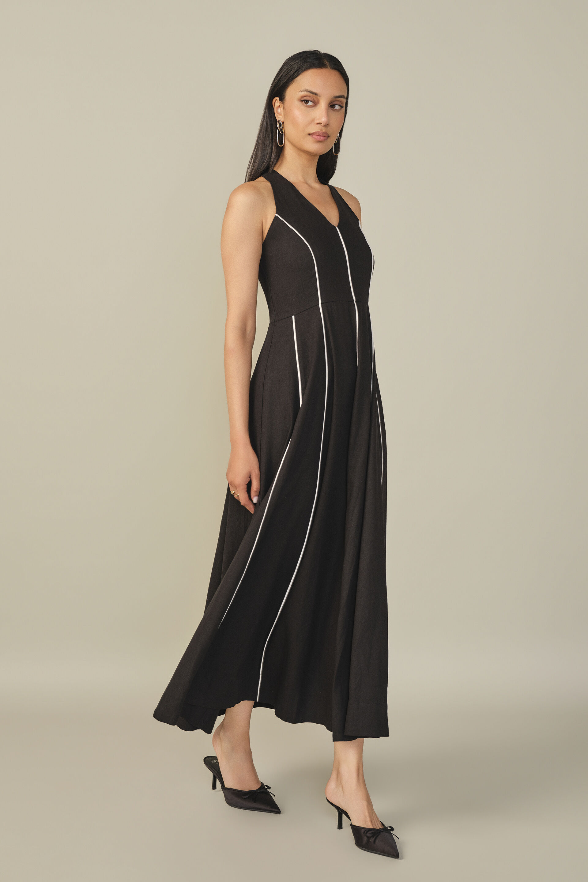 Solid Dress in Black, Black, image 5