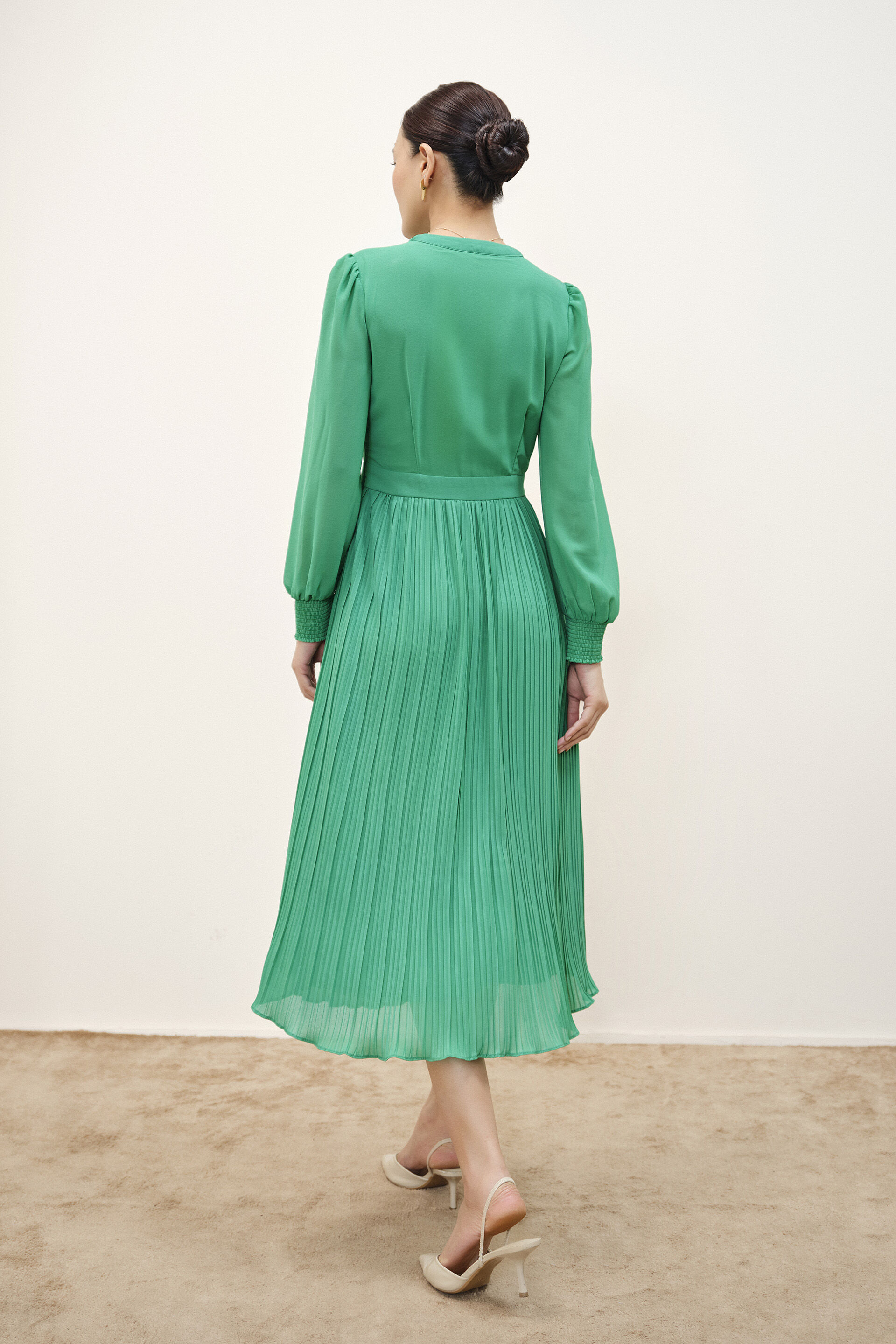 Buy Gloria Green Pleated Dress Online for Women from AND India  S26V286DRPG_GREEN