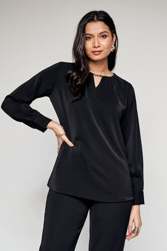 Buy our Black Solid Straight Top online from ANDIndia SC- F23AV066TSPH2