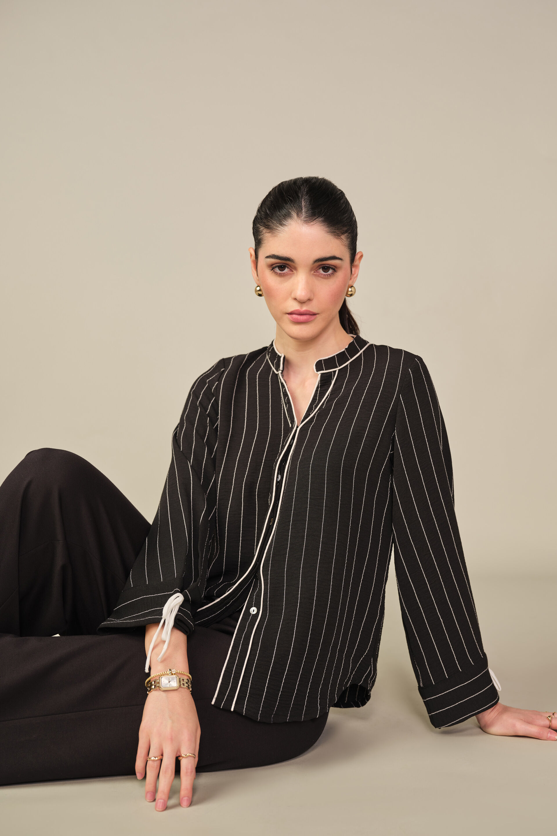 Striped Billowy Sleeves Top in Black, Black, image 3