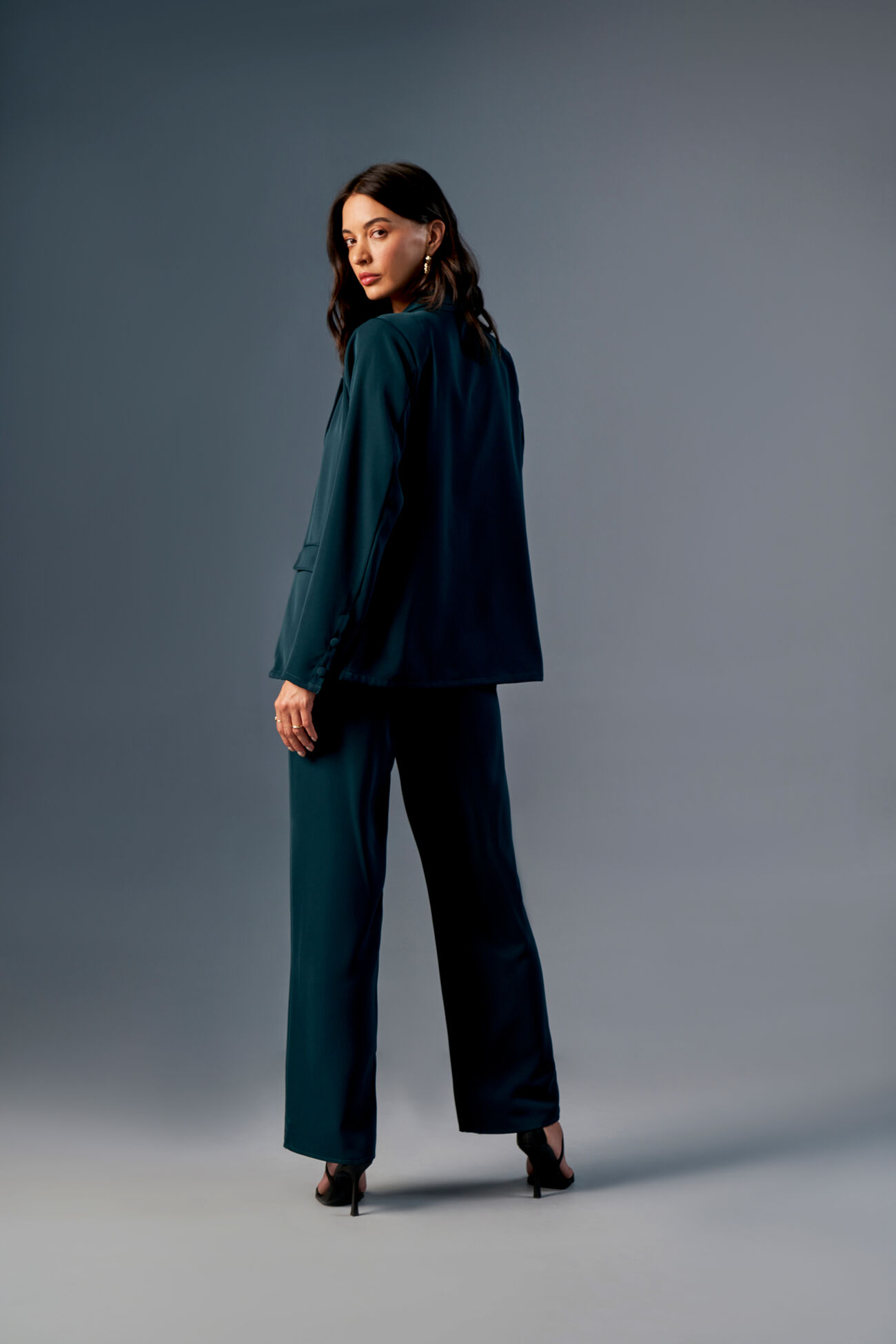 Buy our Boardroom Chic Coord Set online from ANDIndia SC F23AV0033PSPTW