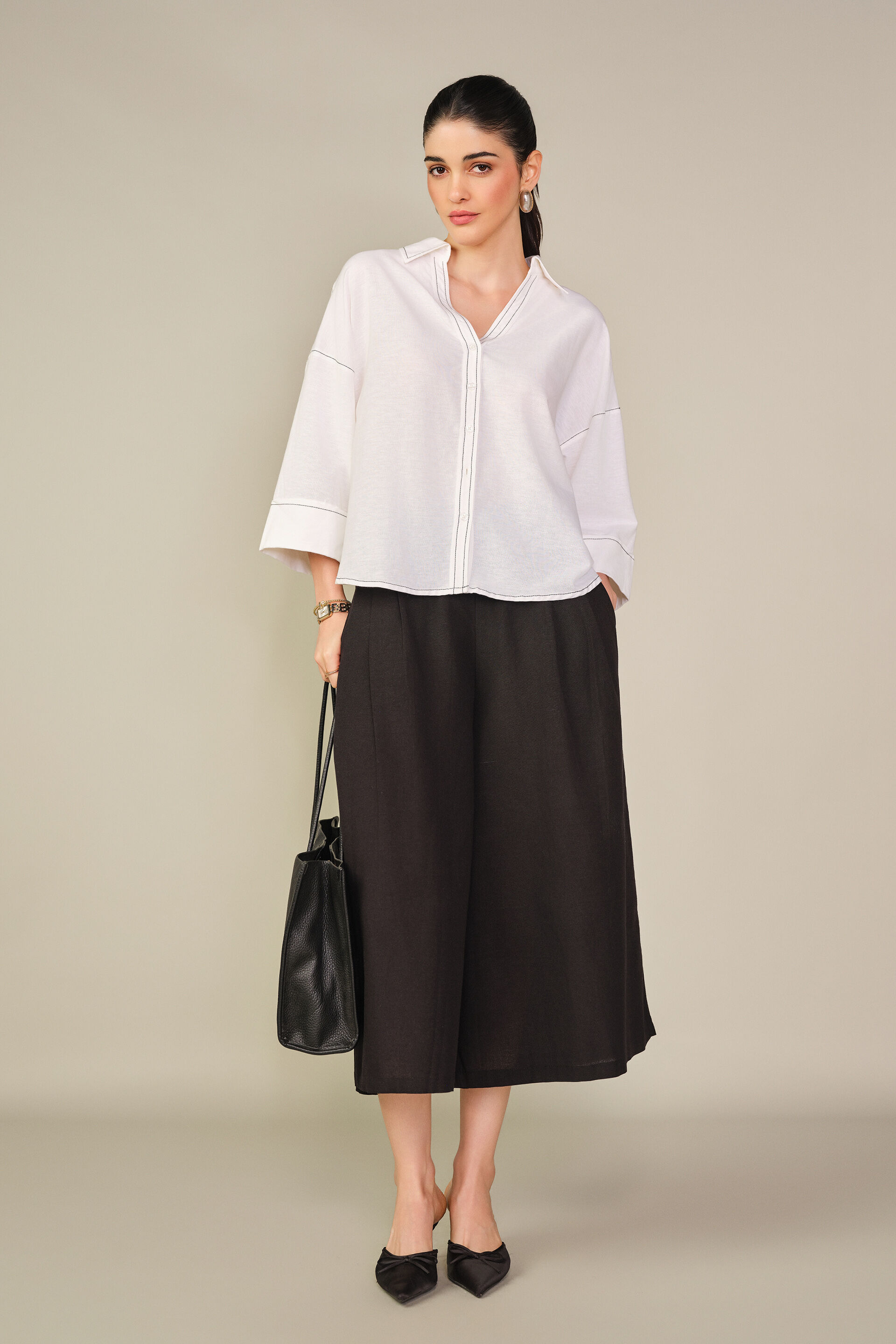 Oversized Shirt in Black, White, image 4