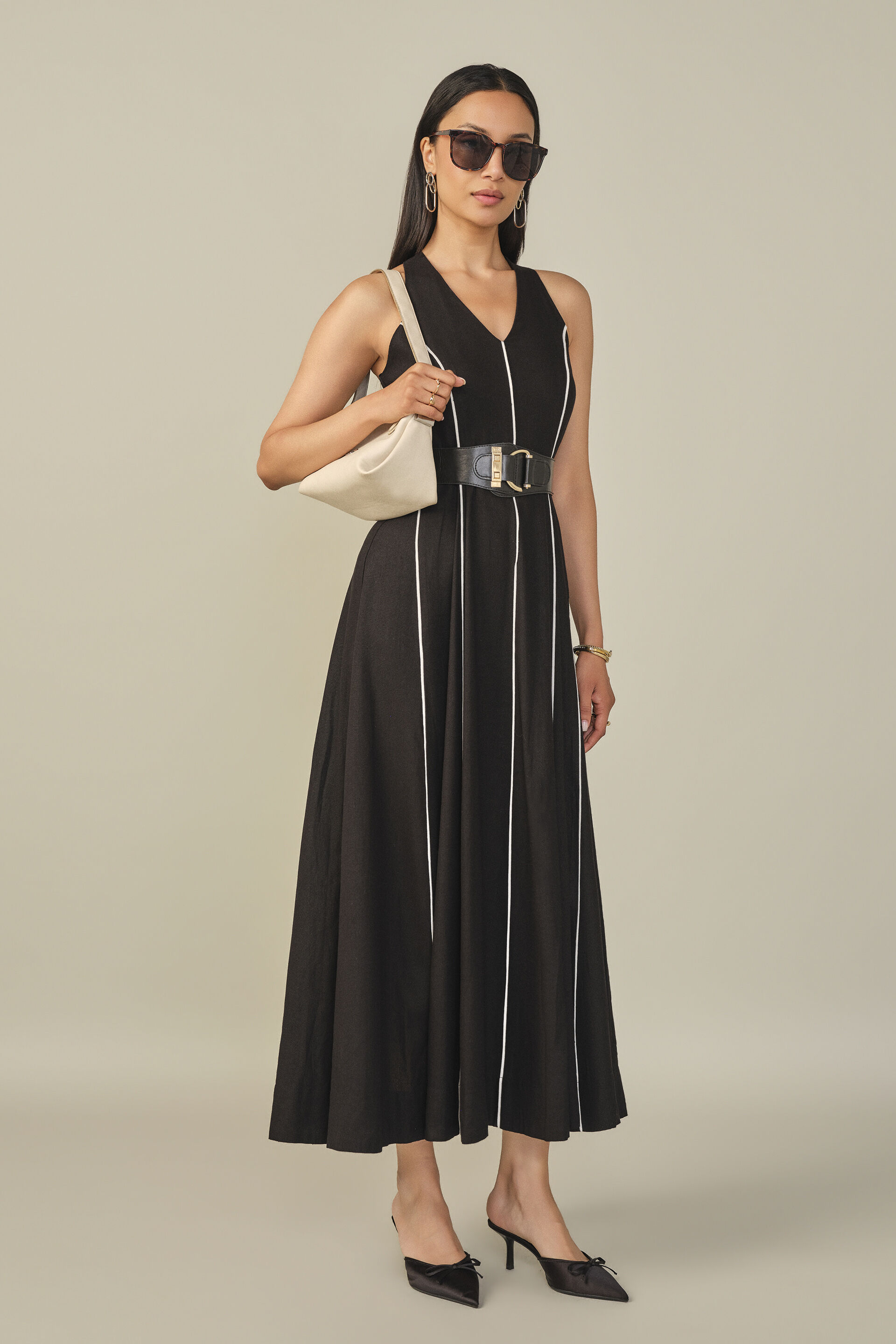 Solid Dress in Black, Black, image 4