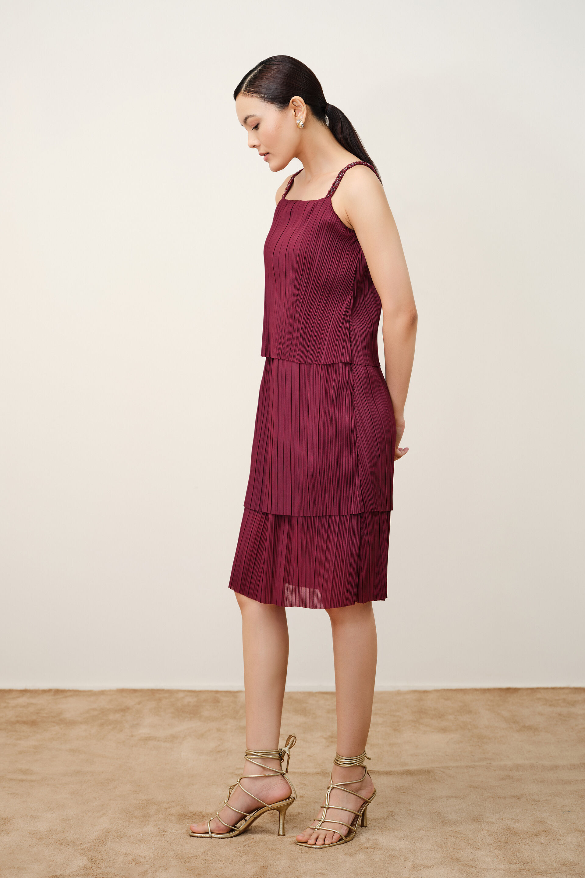 Wine Tiered Pliss&eacute; Dress, Wine, image 4