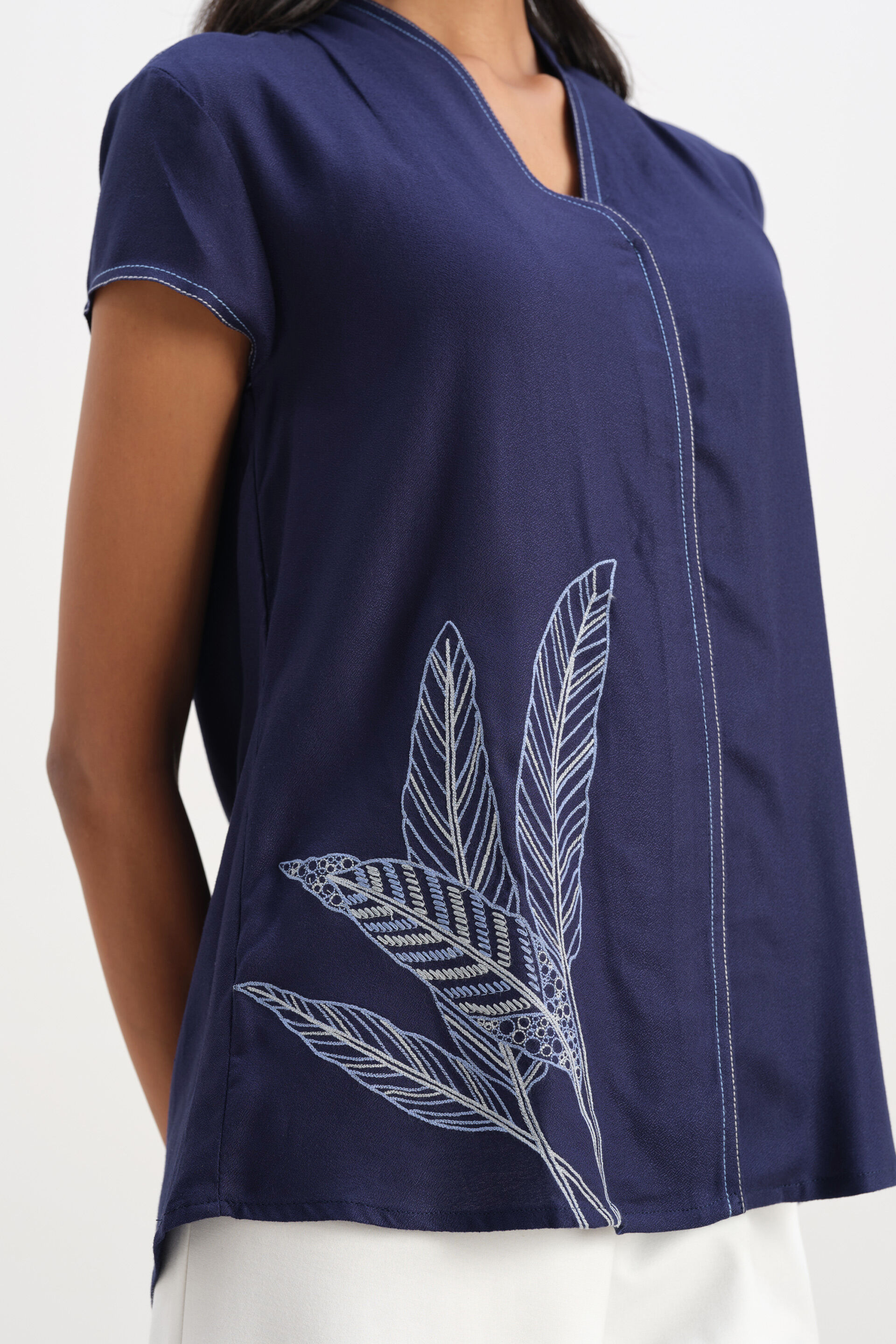 Echoes of Emerald Navy Top, Navy, image 4