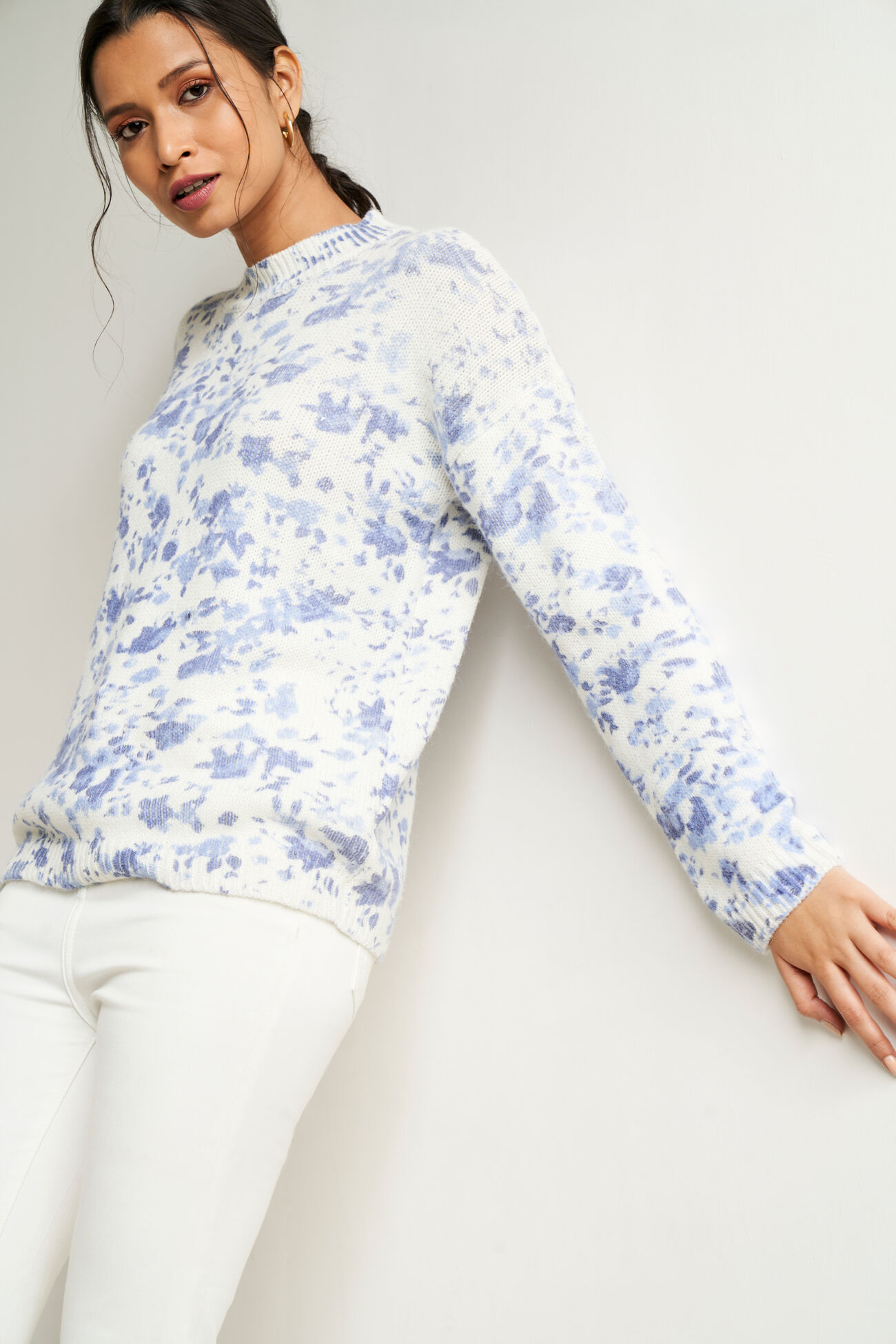 Blue and White Floral Straight Top, Blue, image 6