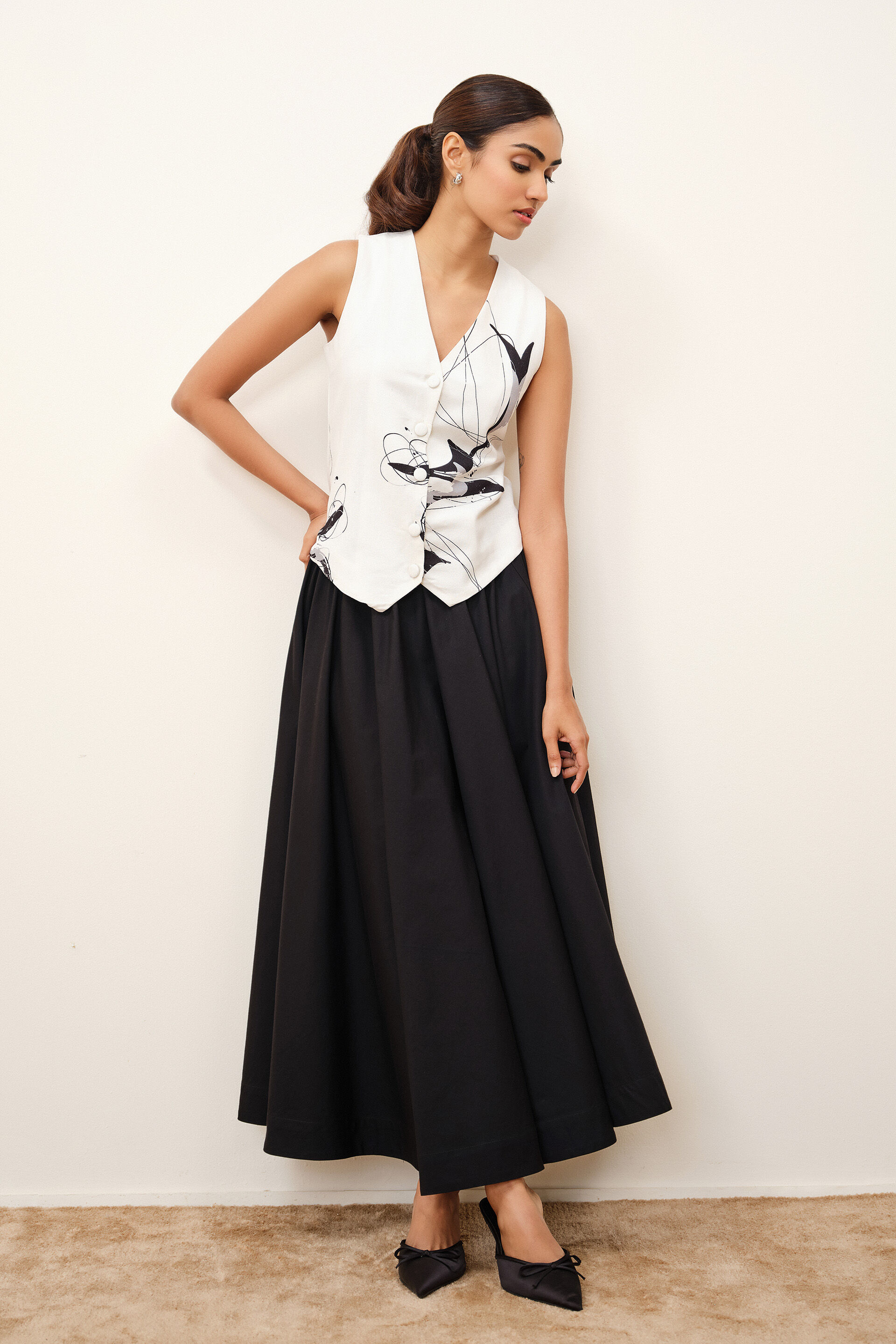 Brise White Waistcoat, White, image 2