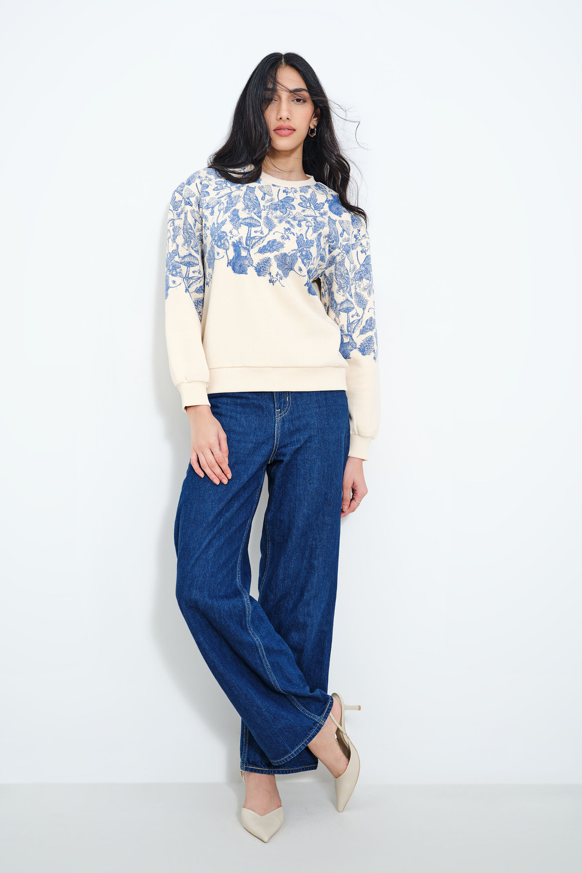 Cream Wanderlust Sweatshirt, Cream, image 4