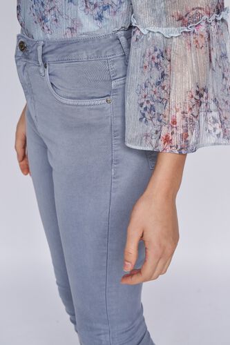 5 - Grey Bottom, image 5