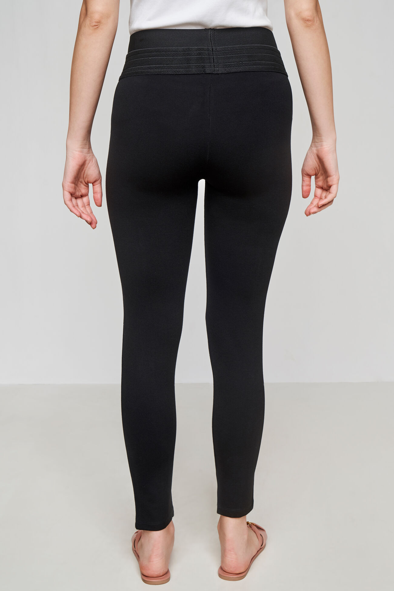 Regular Straight Bottom, Black, image 4