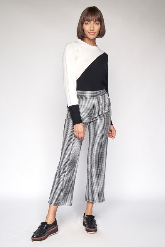 4 - Black and White Colorblocked Sweater Top, image 4