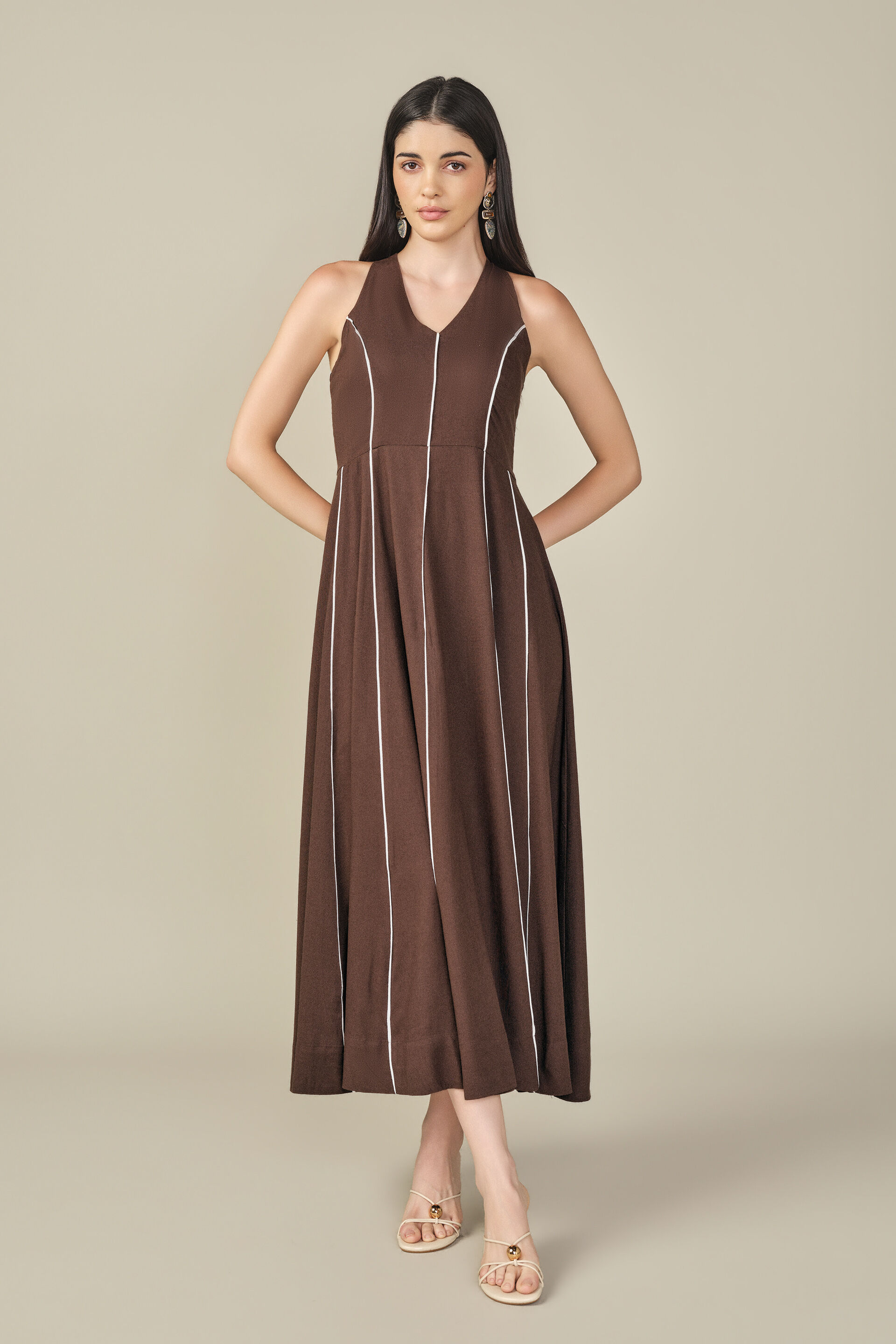 Solid Dress in Brown