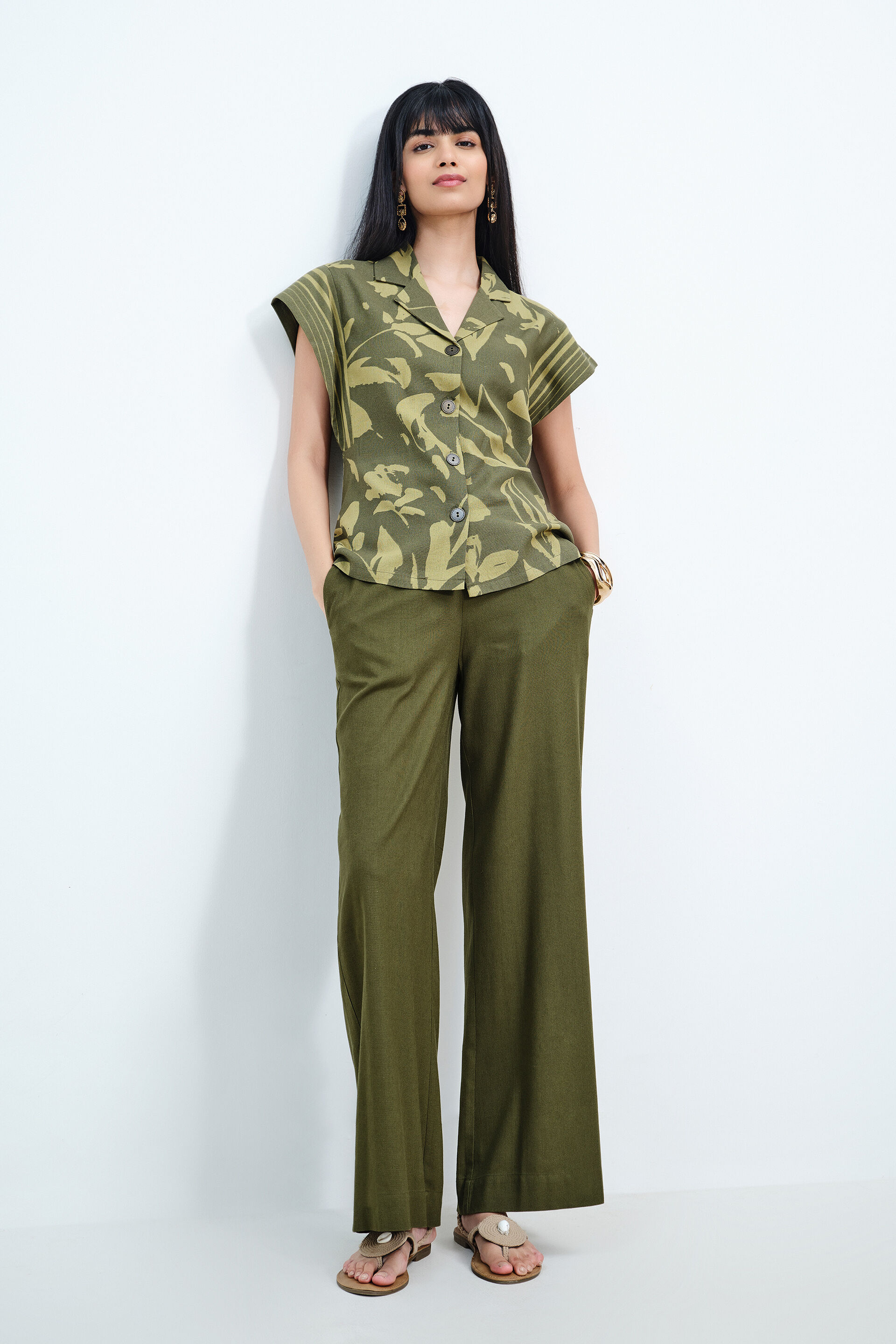 Made To Wander Set, Olive, image 1