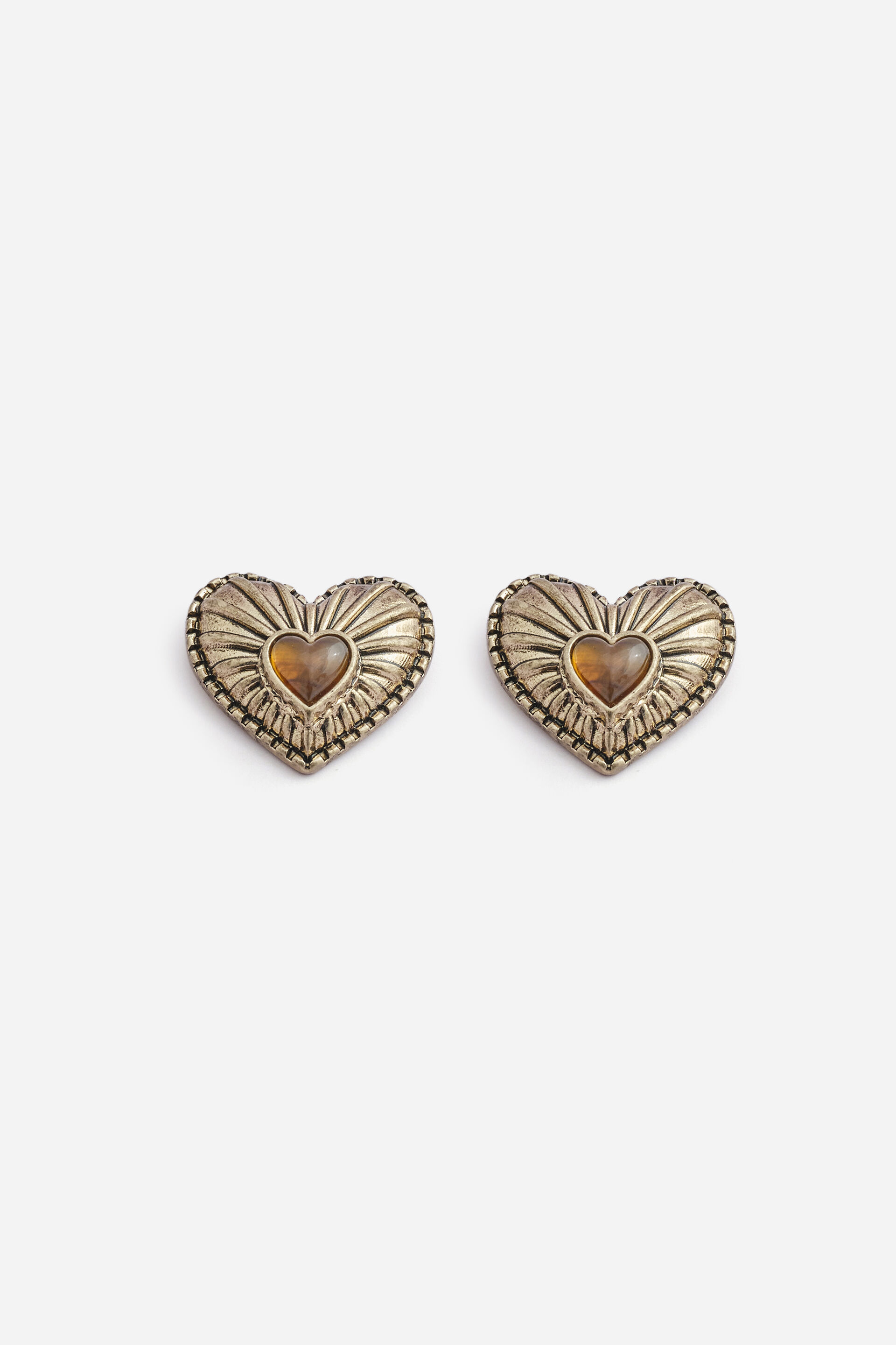 Amora Embossed Heart Earrings, , image 1