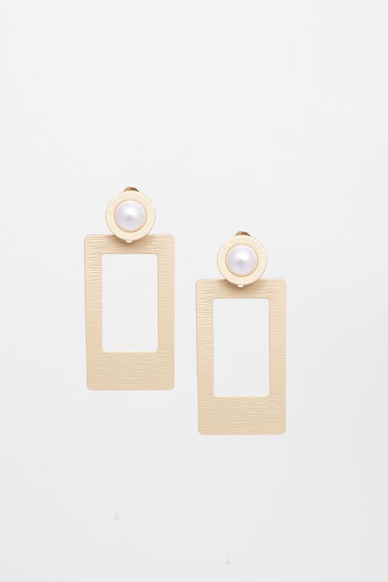 1 - Gold Earring, image 1