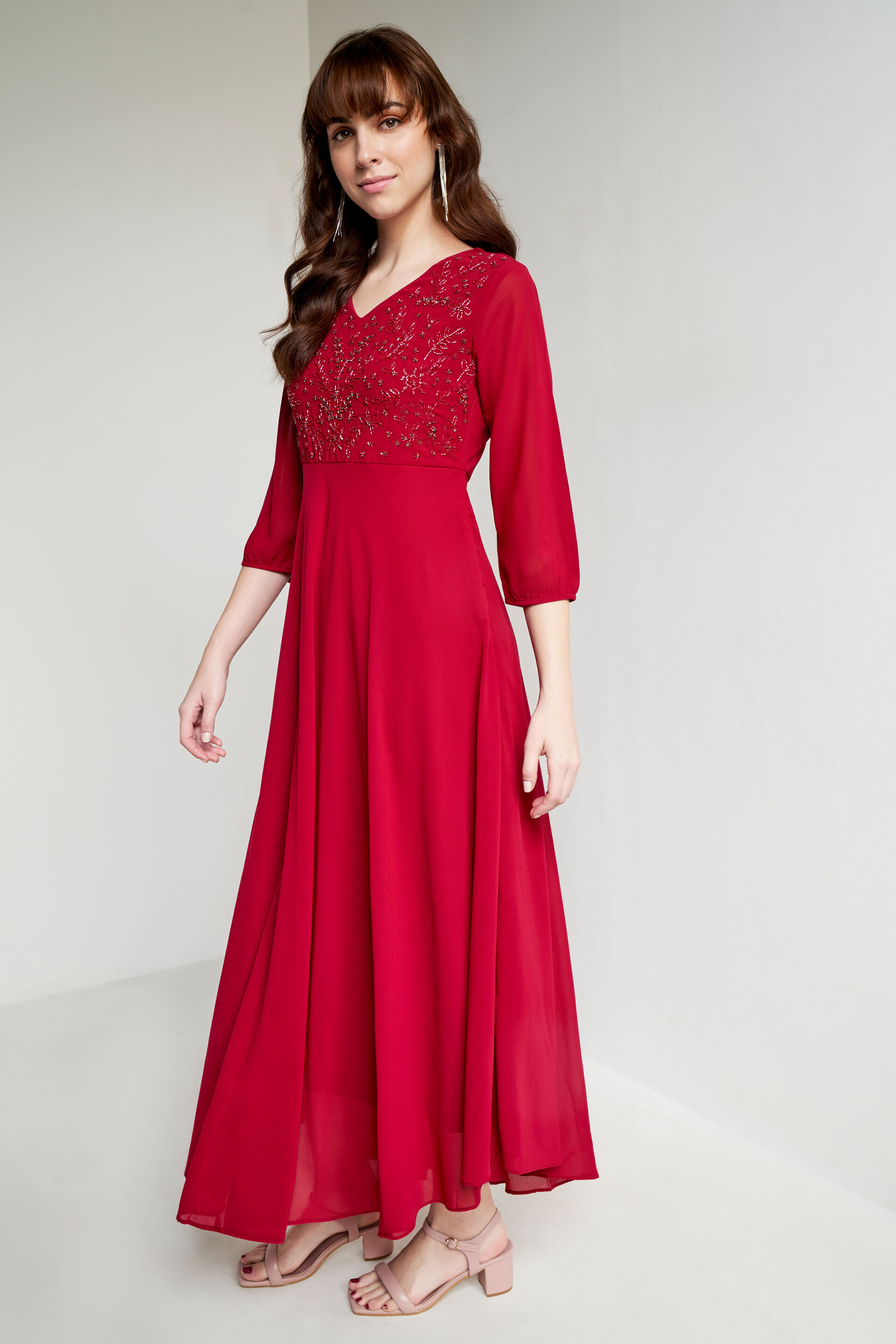 Wine discount gown online