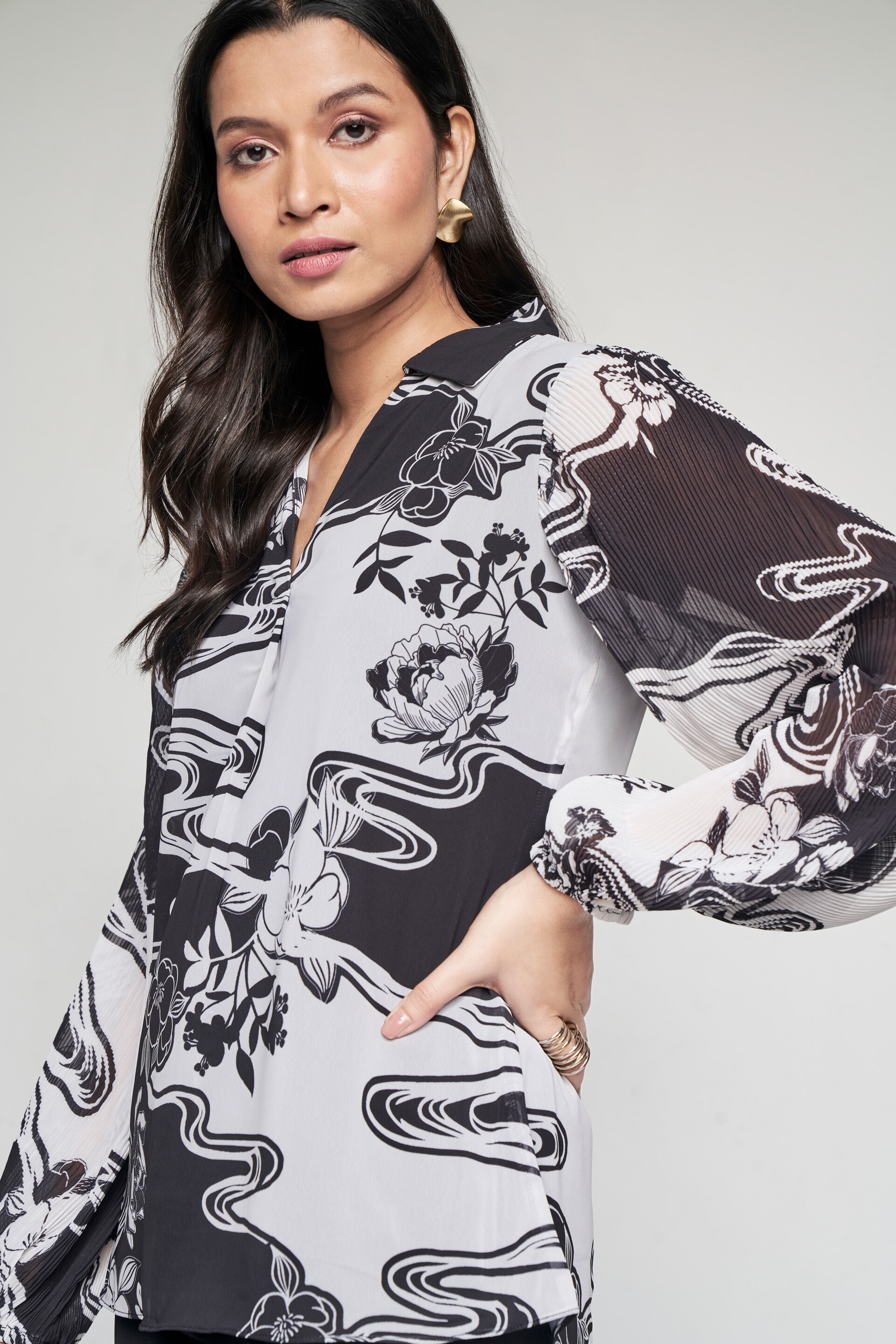 Monochrome Muse Shirt, Black, image 5