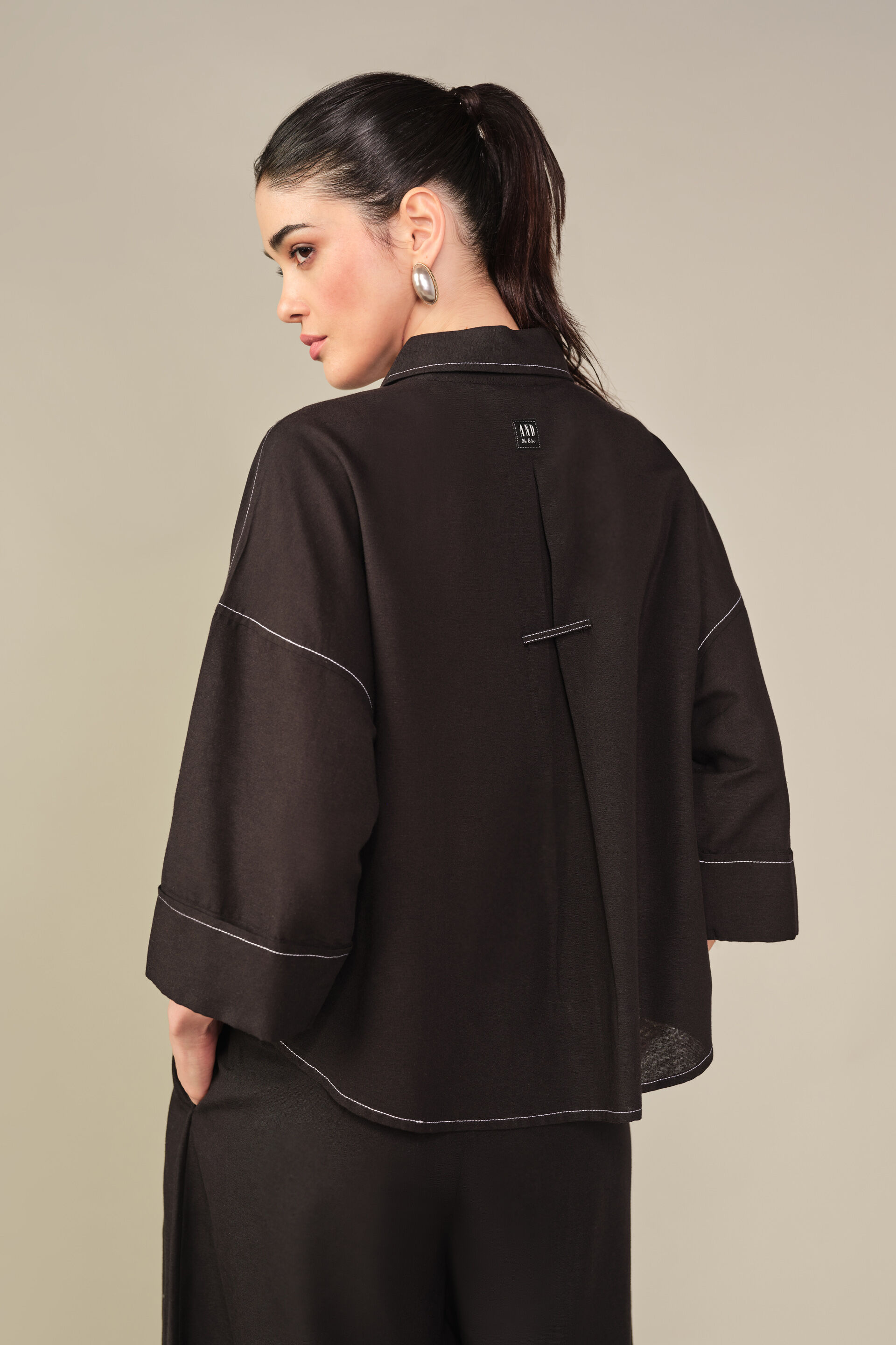 Oversized Shirt in Black, Black, image 6