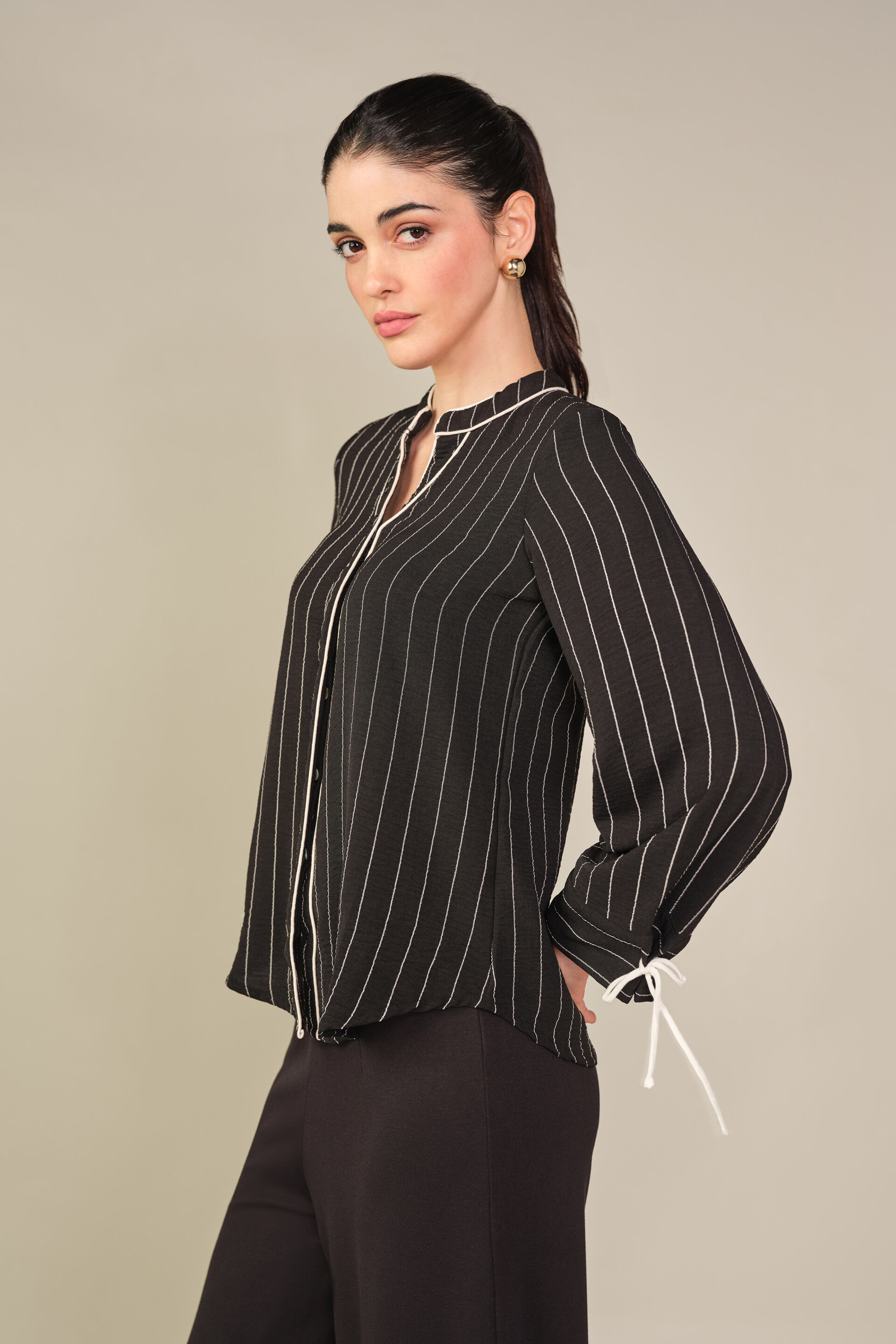 Striped Billowy Sleeves Top in Black, Black, image 5