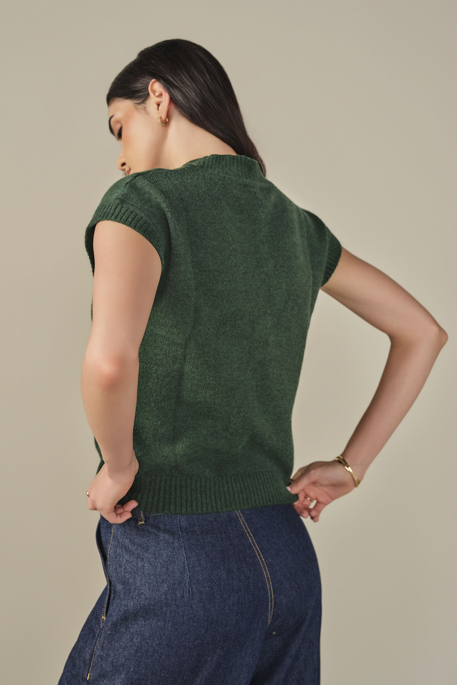 Solid Sweater in Green, Green, image 6