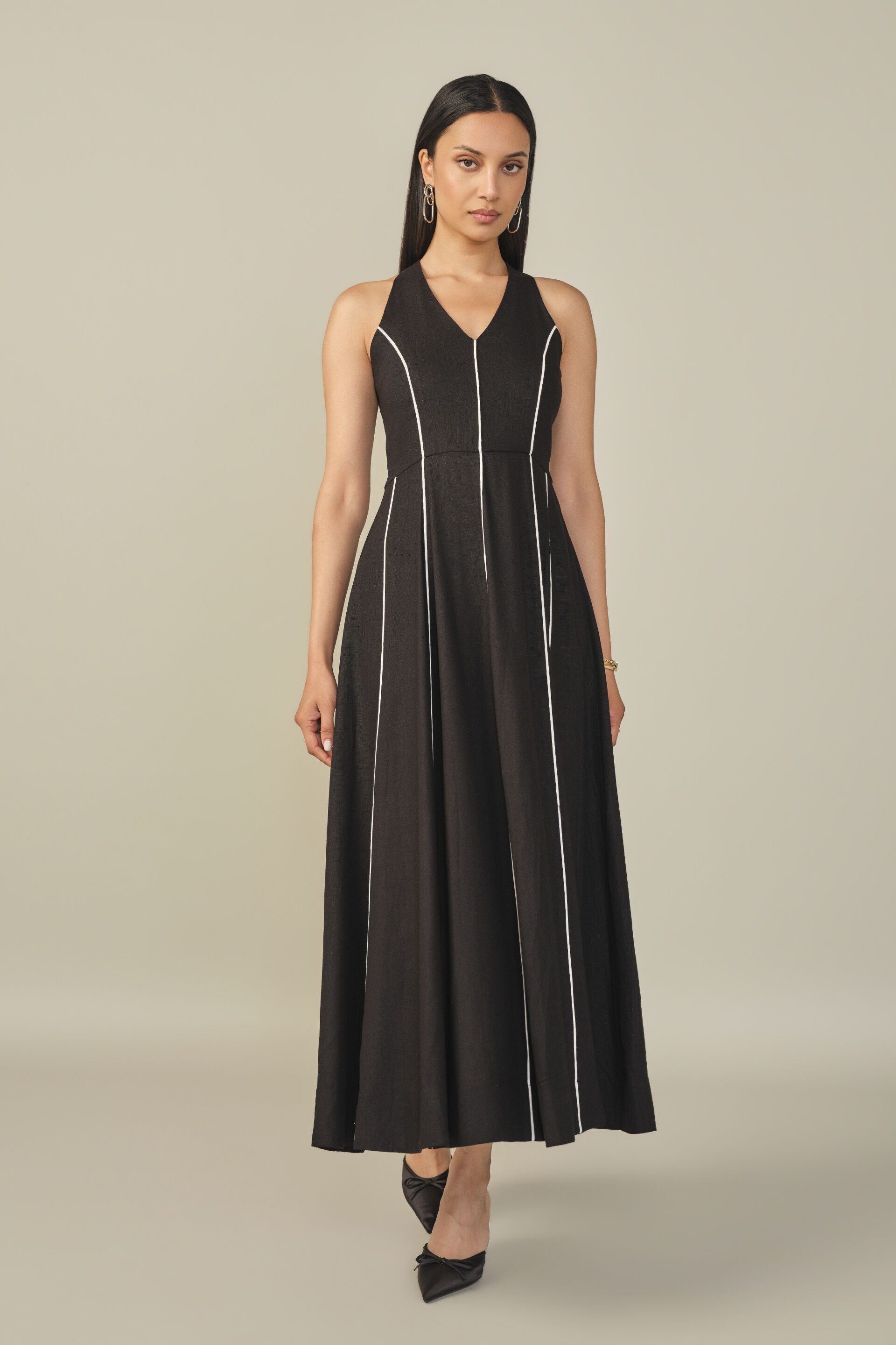 Solid Dress in Black