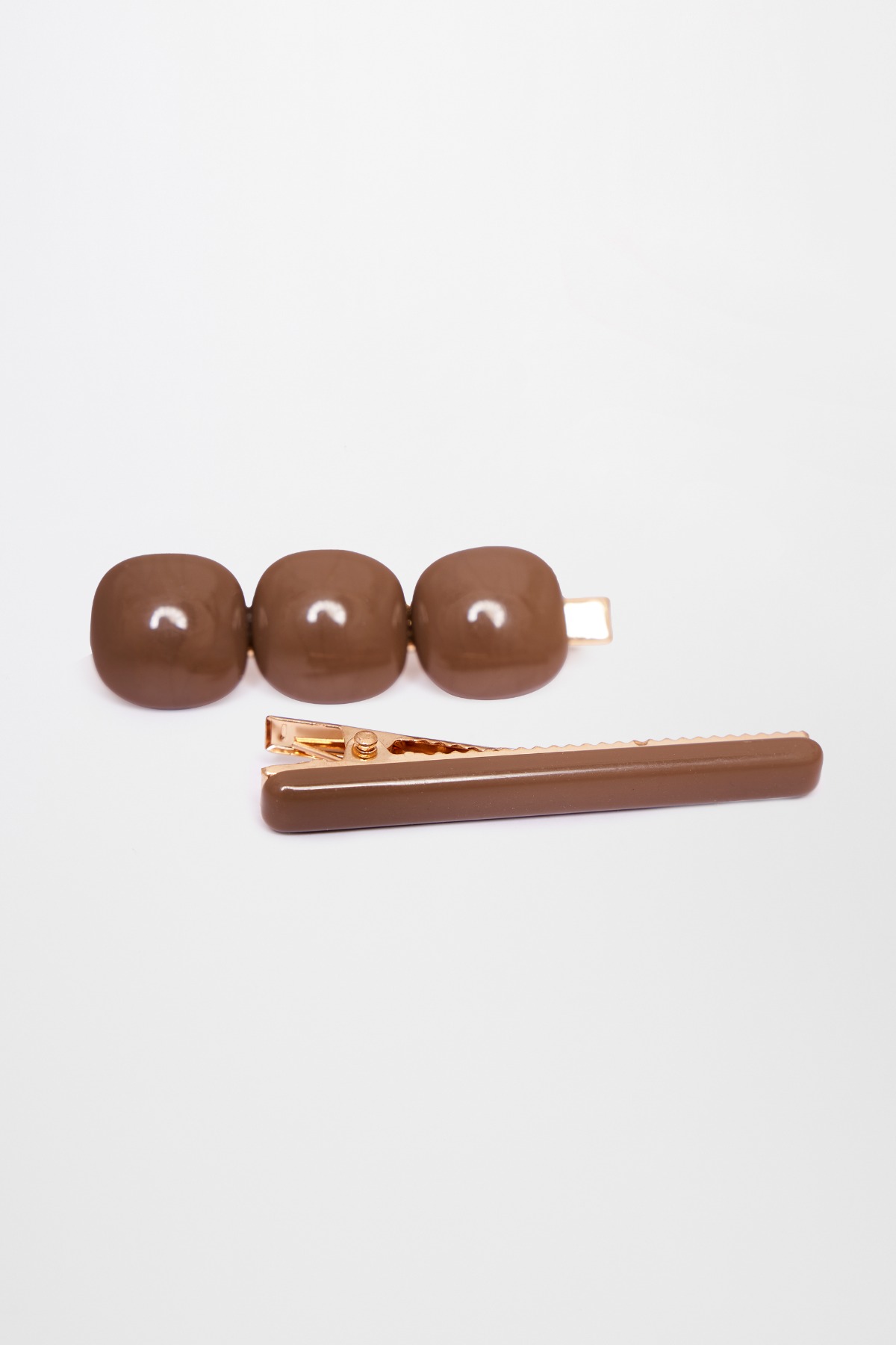1 - Brown Hairpin, image 1