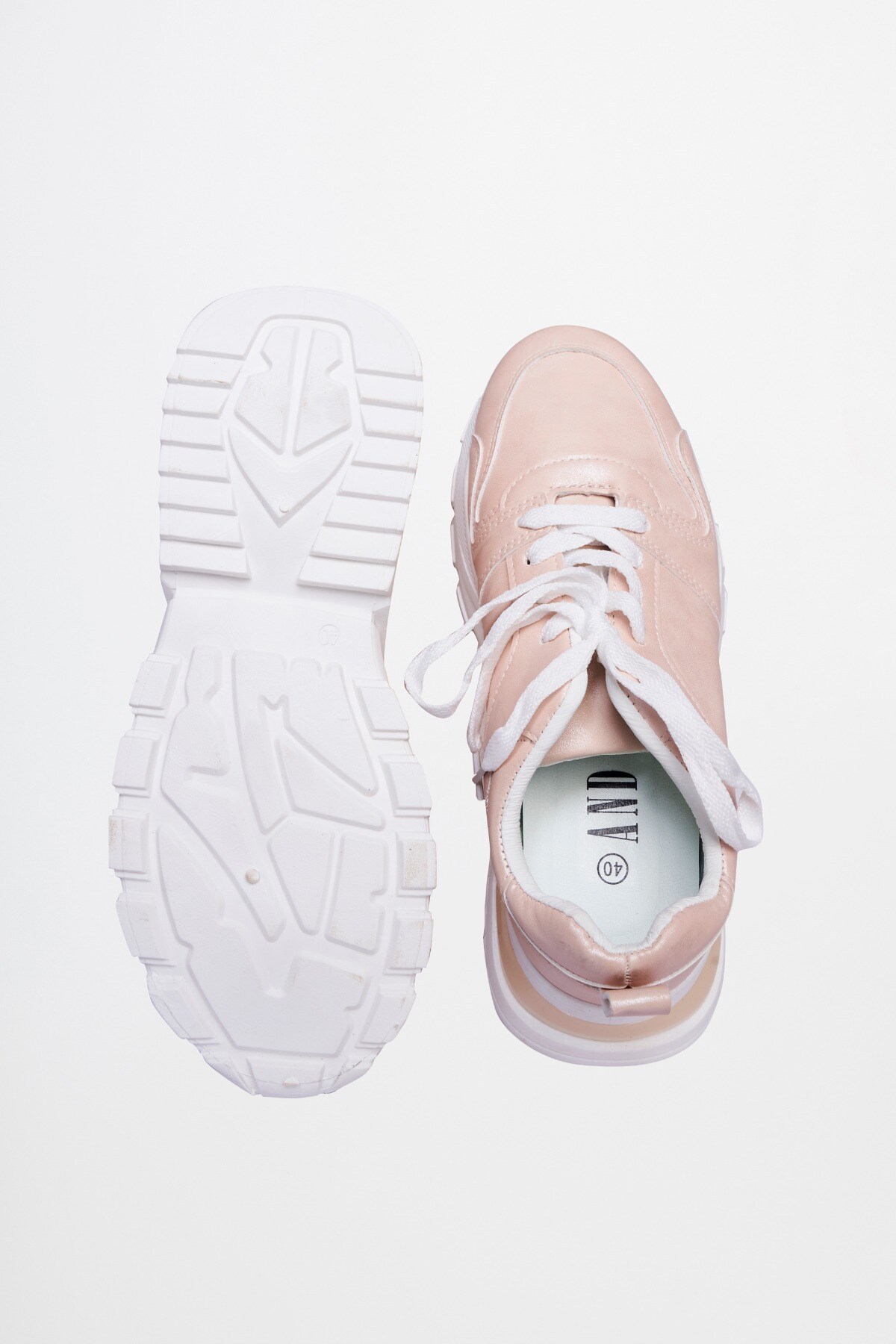 Pink and on sale gold fila shoes