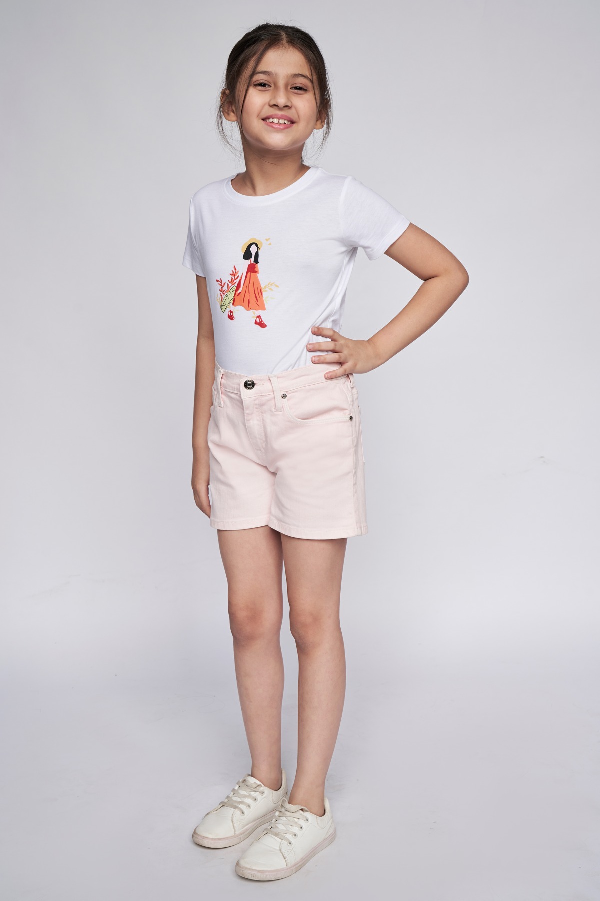 3 - White Graphic Straight Top, image 3
